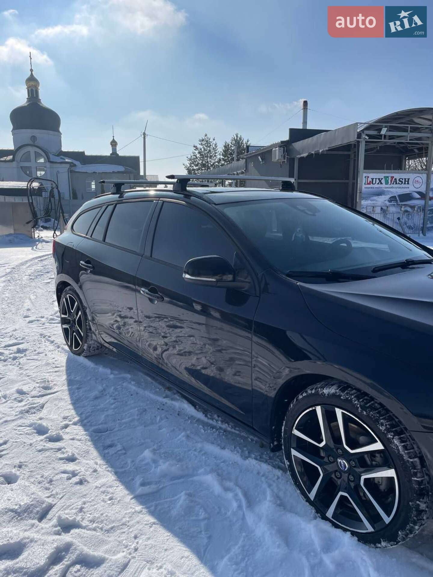 Volvo V60 2018 VIN YV140MSL6J2410527 фото оголошення 15 з 40