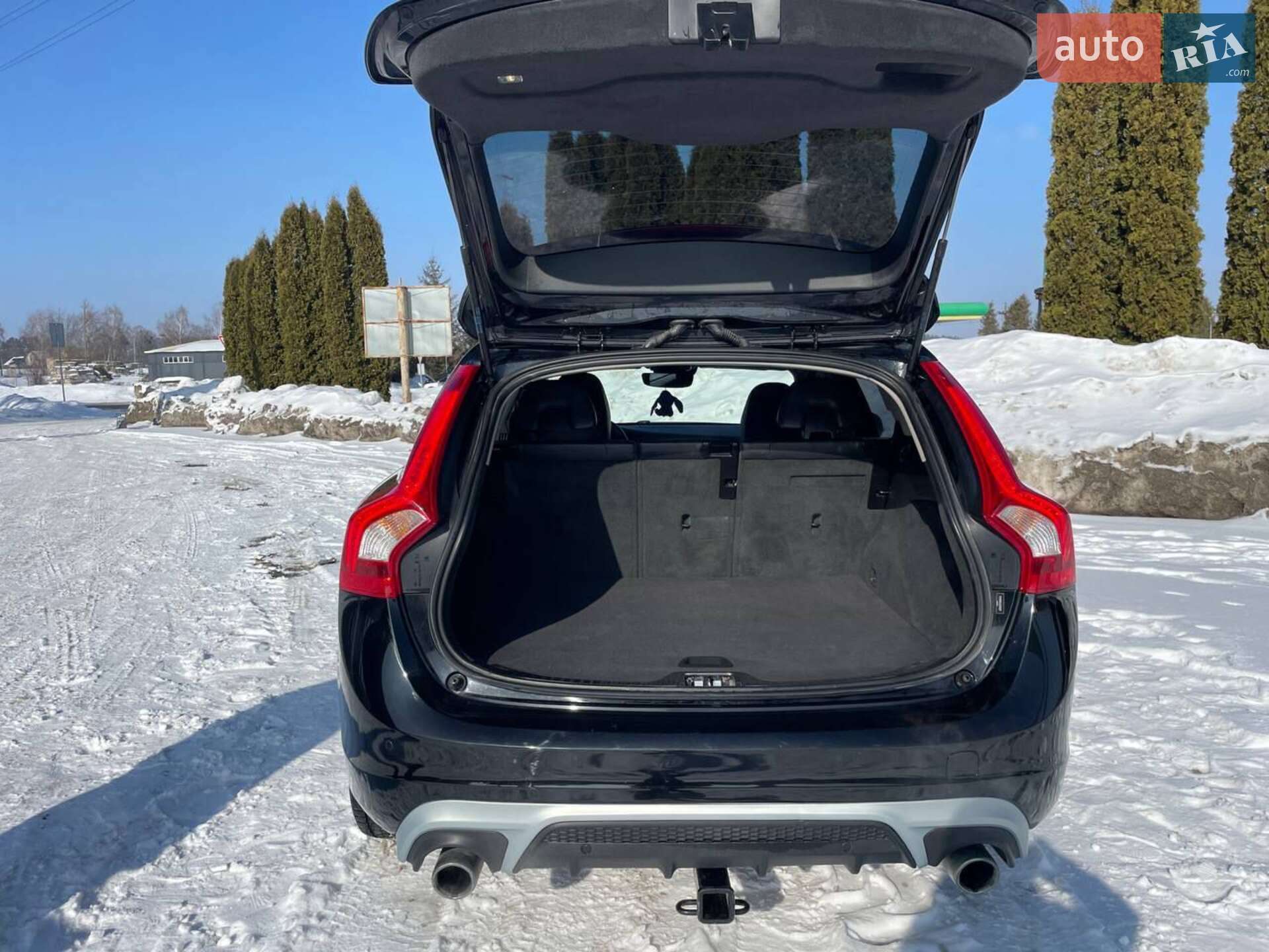Volvo V60 2018 VIN YV140MSL6J2410527 фото оголошення 20 з 40