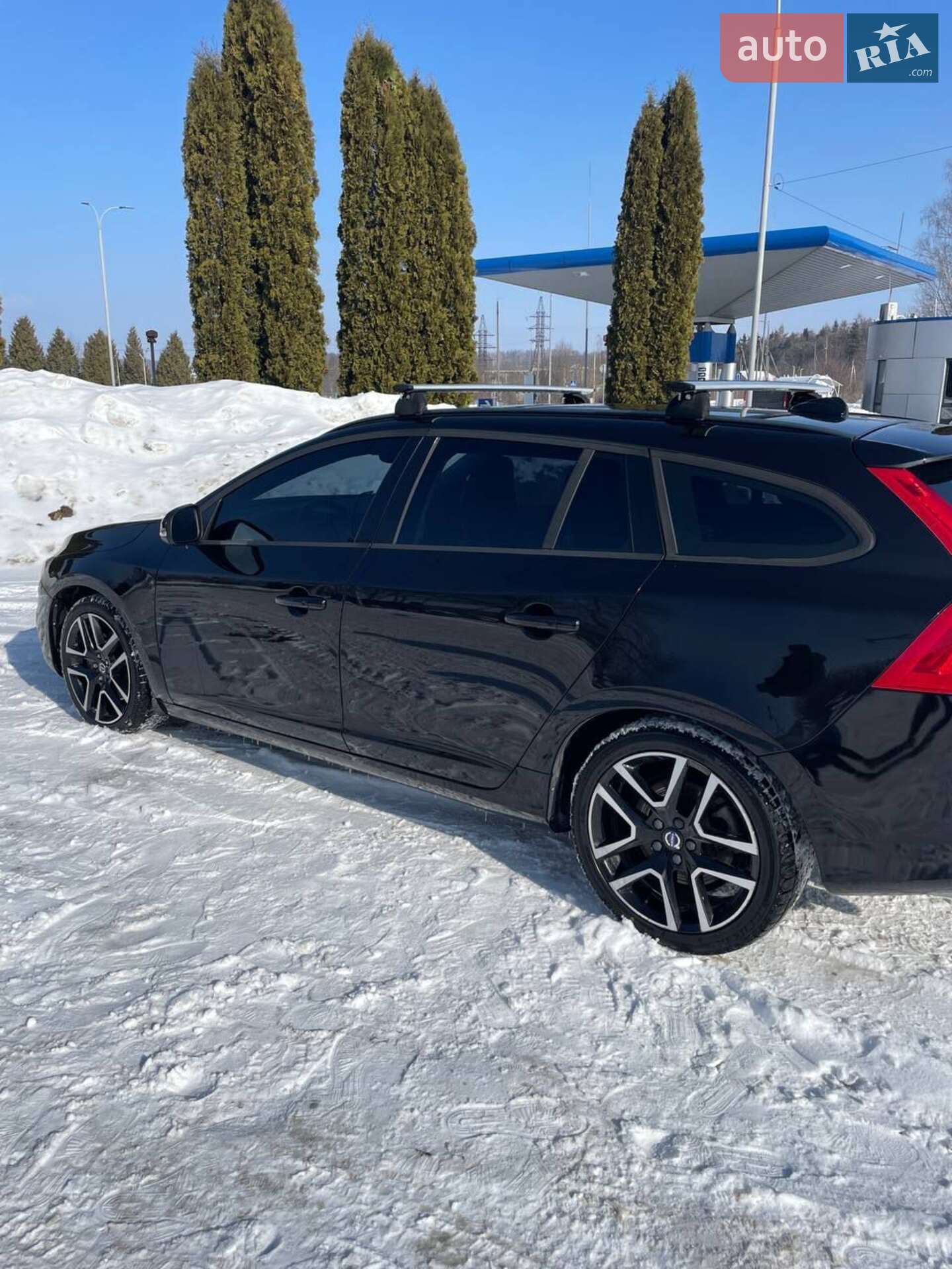 Volvo V60 2018 VIN YV140MSL6J2410527 фото оголошення 19 з 40