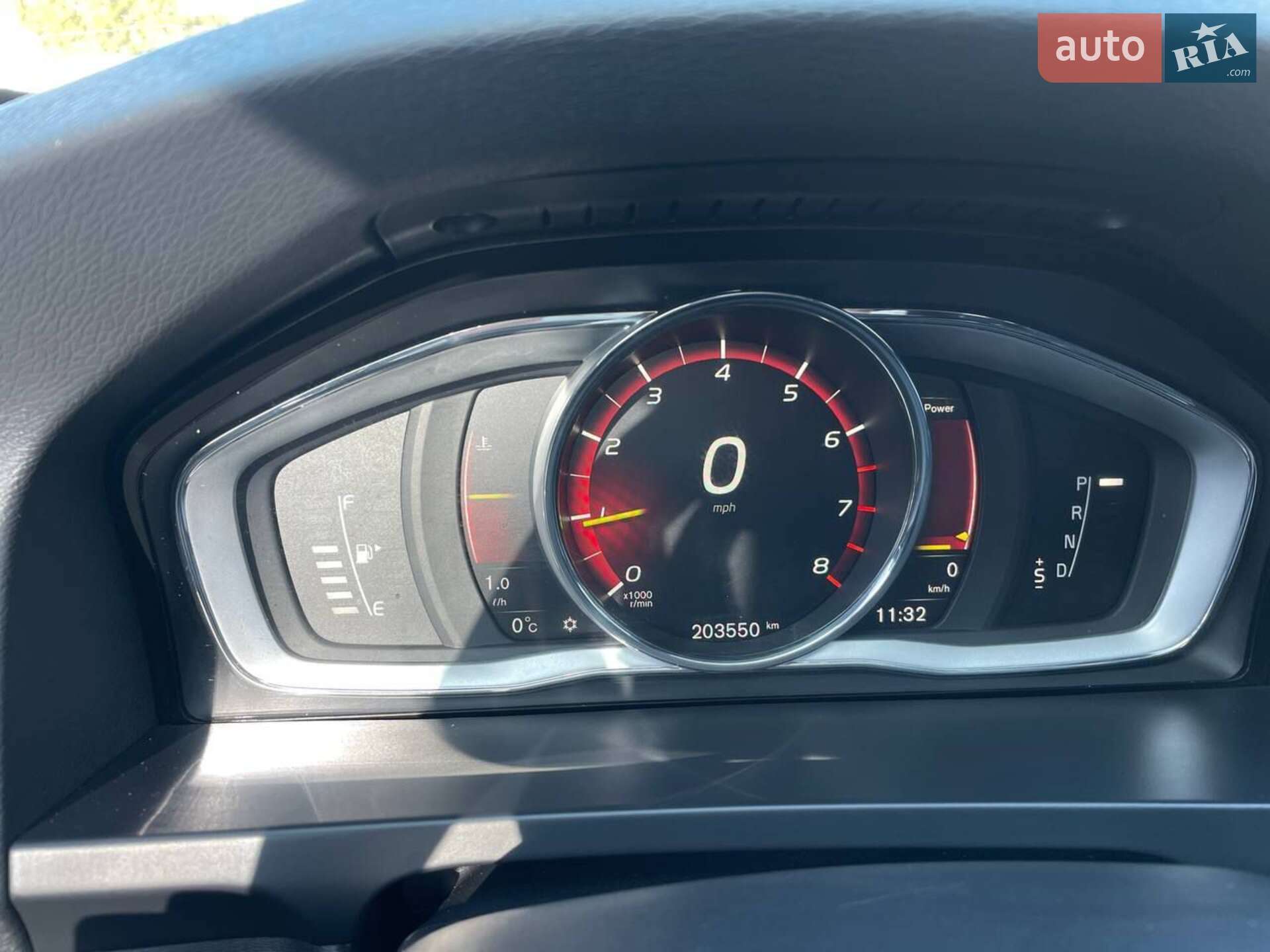 Volvo V60 2018 VIN YV140MSL6J2410527 фото оголошення 24 з 40