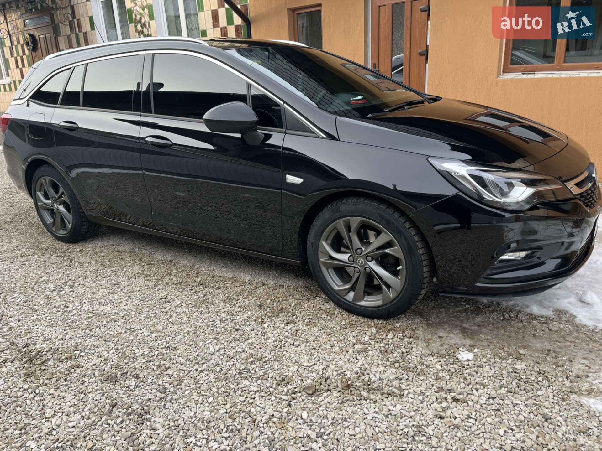 Opel Astra 2019 VIN W0VBF8EG3K8064684 фото оголошення 4 з 37