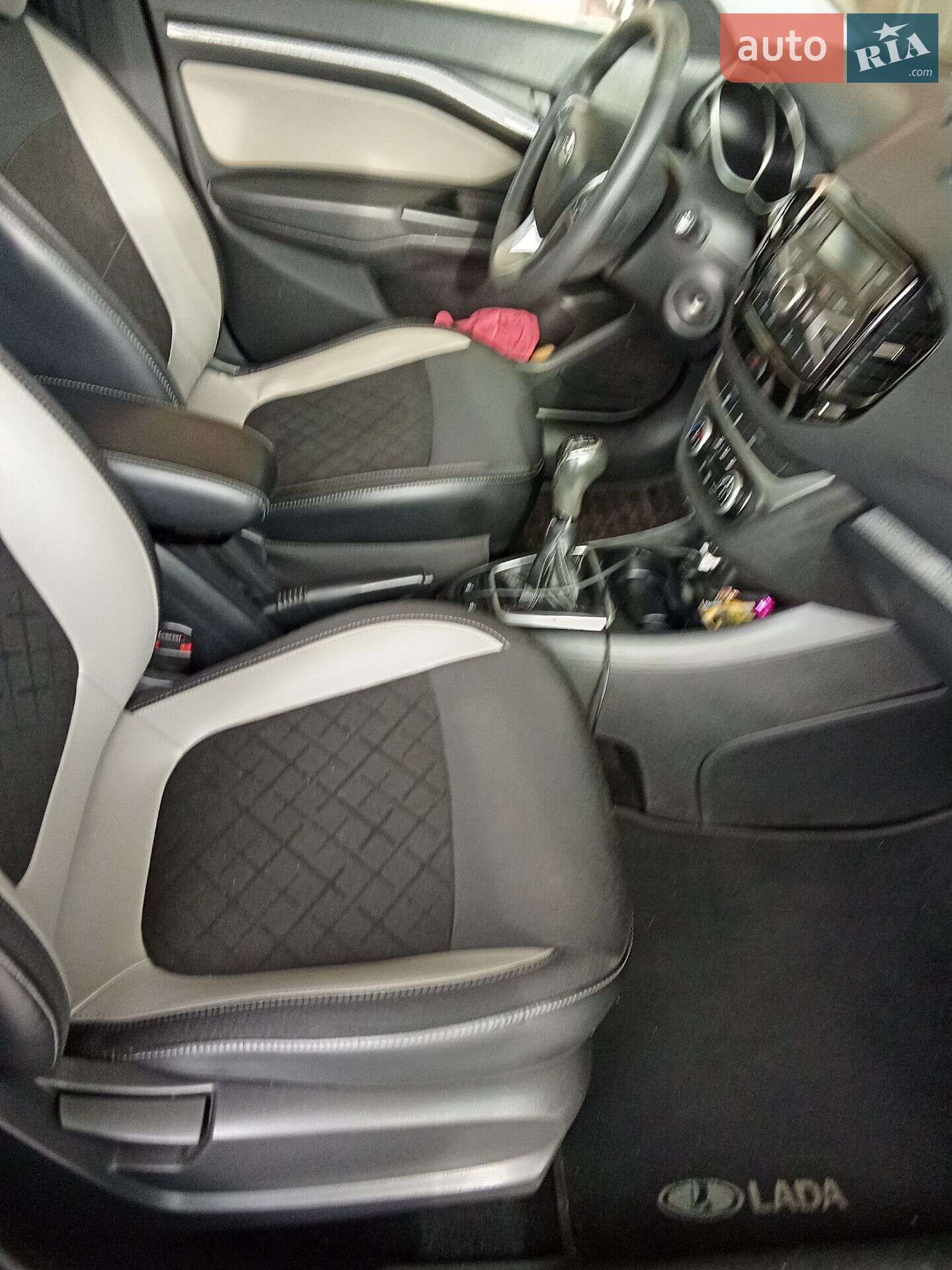 ВАЗ / Lada Vesta 2018 VIN XTAGFK110JY206844 фото оголошення 5 з 11