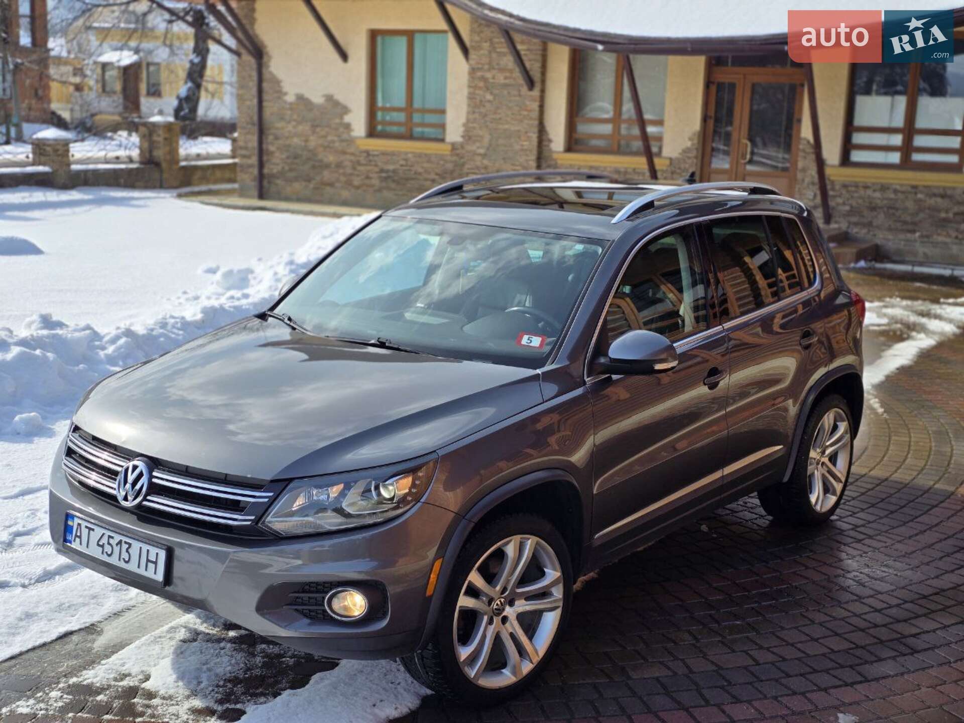 Volkswagen Tiguan 2015 VIN WVGBV7AX6GW527140 фото оголошення 6 з 18