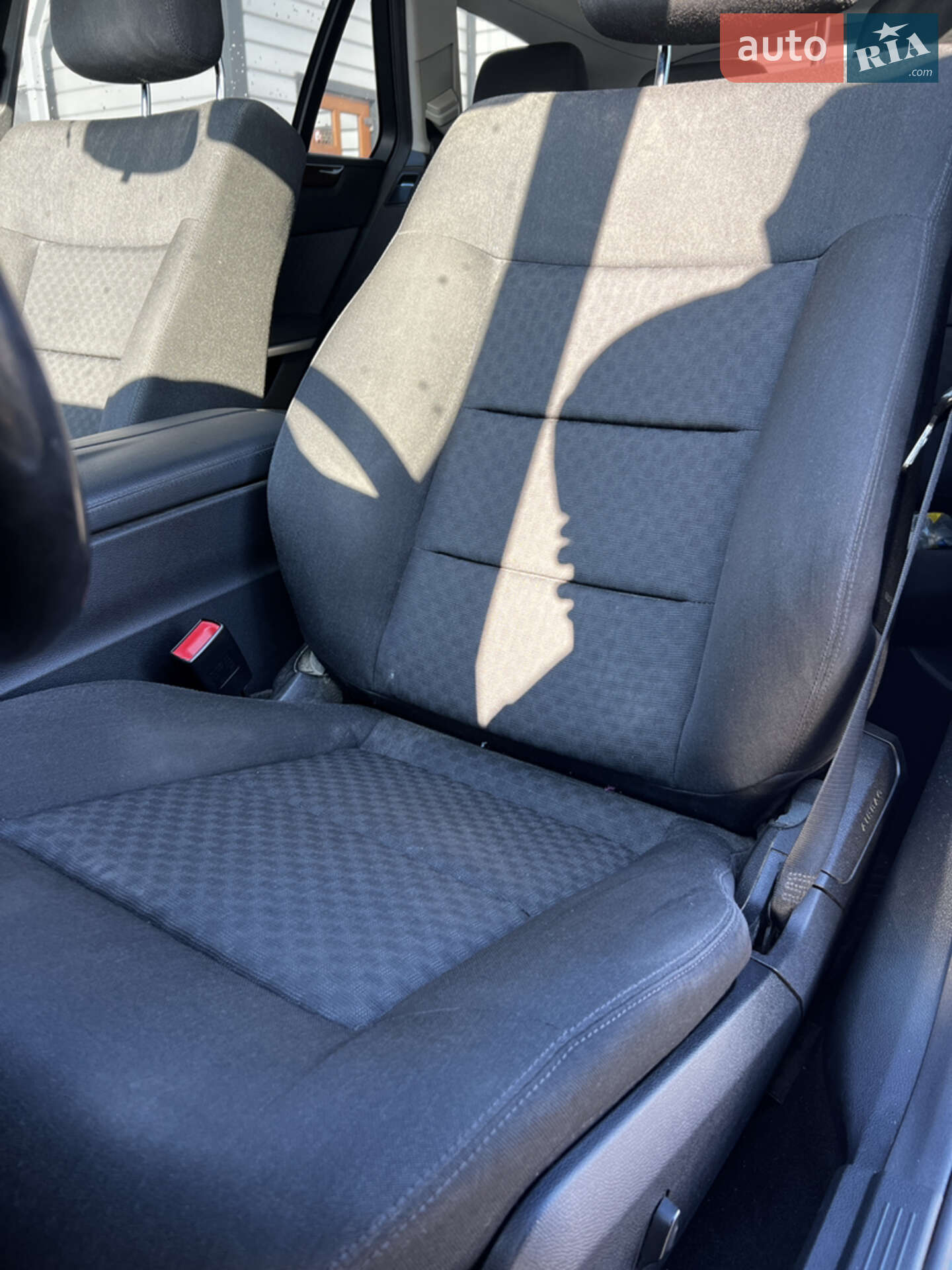 Mercedes-Benz E-Class 2011 VIN WDD2122021A520834 фото оголошення 5 з 7