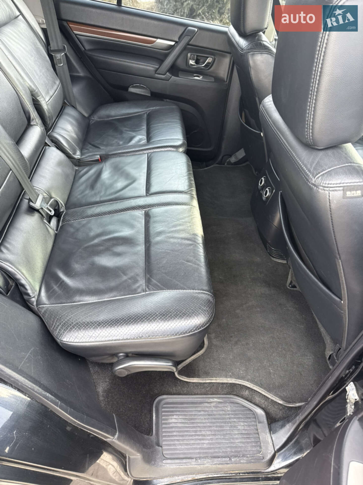 Mitsubishi Pajero 2008 VIN JMYLRV93W8J719417 фото оголошення 11 з 26