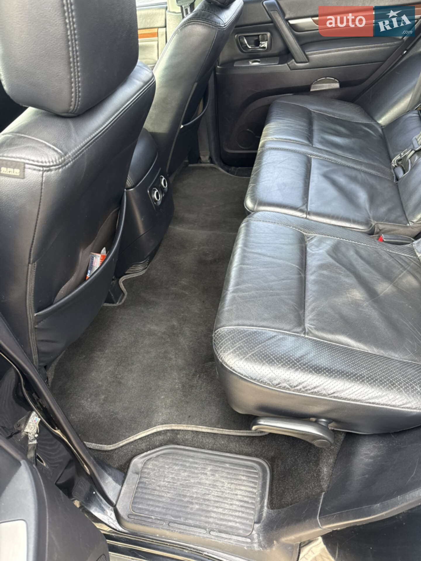 Mitsubishi Pajero 2008 VIN JMYLRV93W8J719417 фото оголошення 13 з 26