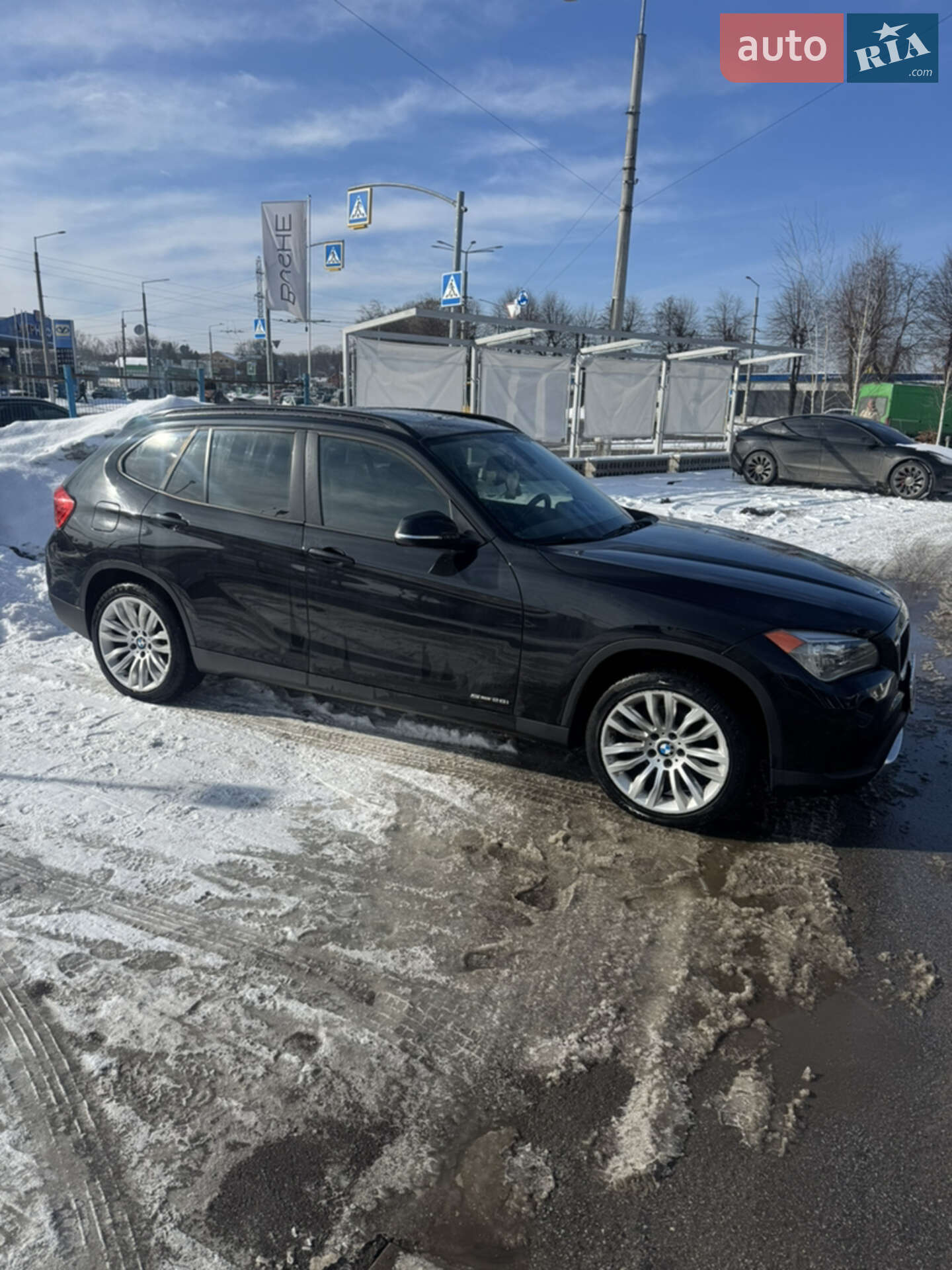 BMW X1 2013 VIN WBAVM1C5XEVW48251 фото оголошення 3 з 11