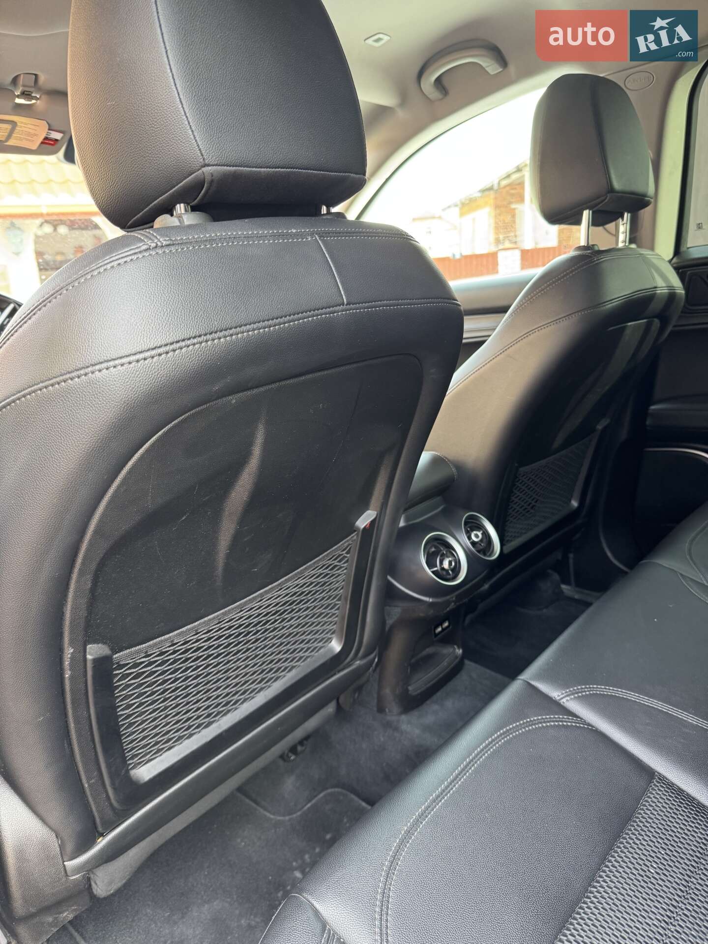 Alfa Romeo Stelvio 2018 VIN ZARFAHBUXJ7C10841 фото оголошення 12 з 36