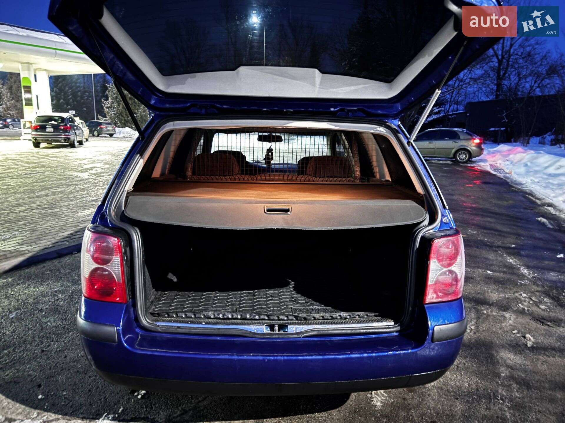 Volkswagen Passat 2001 VIN WVWZZZ3BZ1E155044 фото оголошення 11 з 13