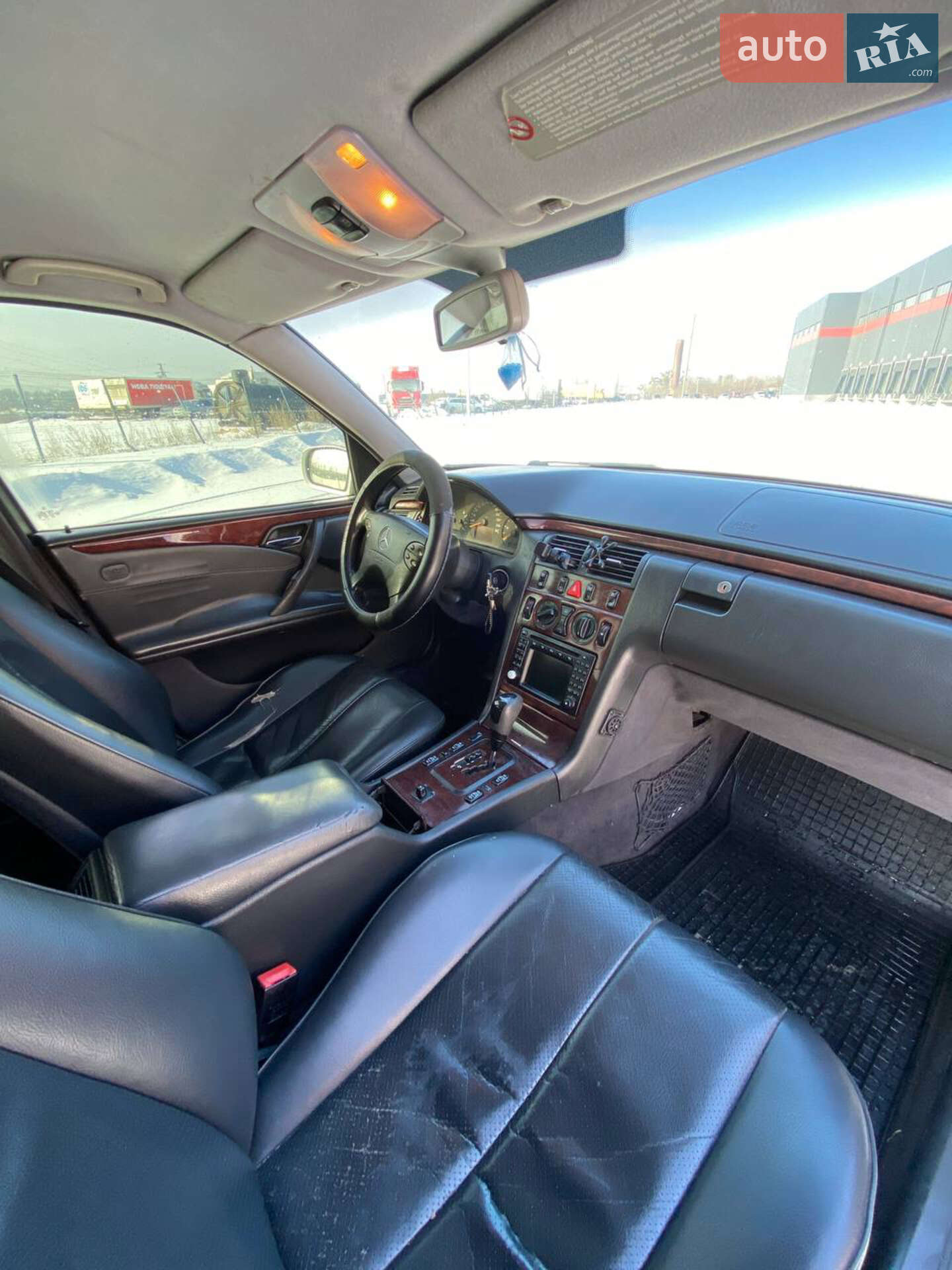 Mercedes-Benz E-Class 2000 VIN WDB2102261B218291 фото оголошення 7 з 14