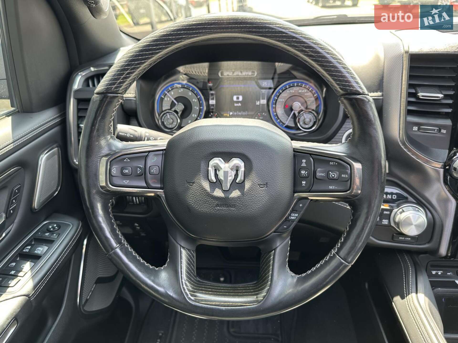 Ram 1500 2022 VIN 1C6SRFHT8NN164212 фото оголошення 12 з 18