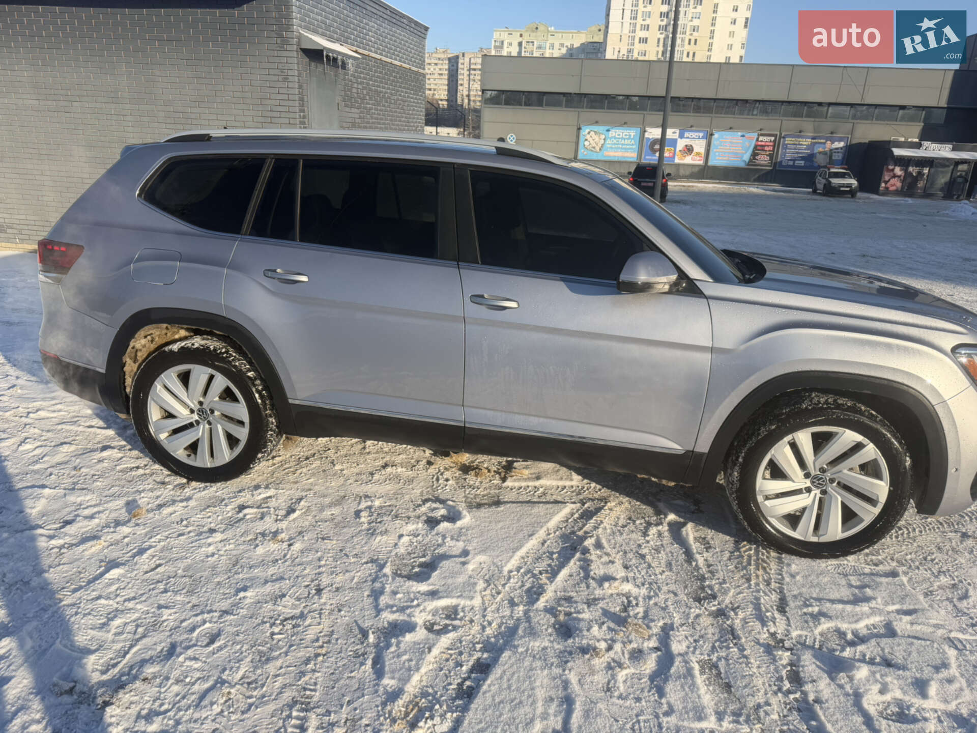 Volkswagen Atlas 2021 VIN 1V2BR2CAXMC563056 фото оголошення 9 з 17