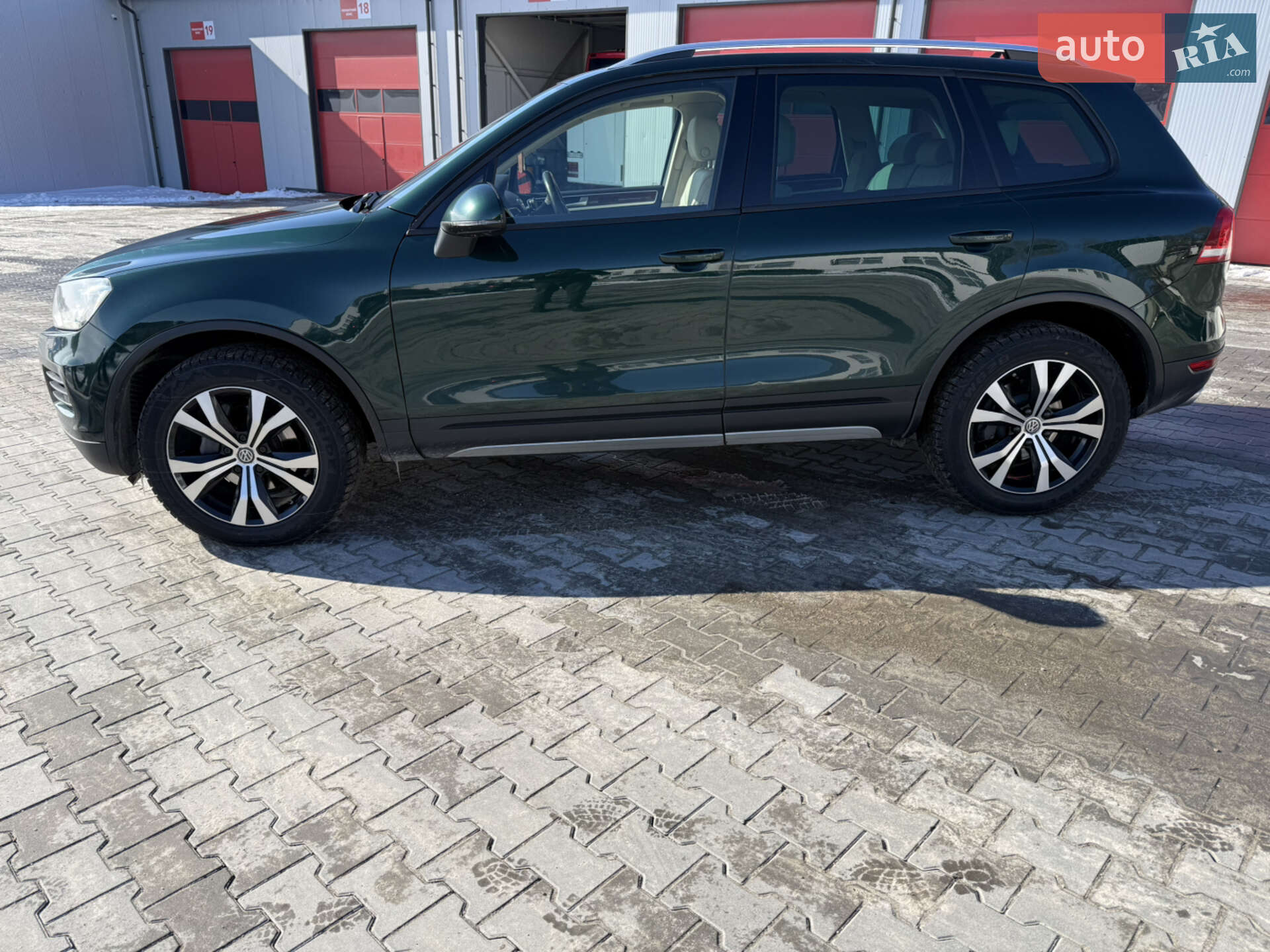 Volkswagen Touareg 2011 VIN WVGZZZ7PZBD041265 фото оголошення 6 з 17
