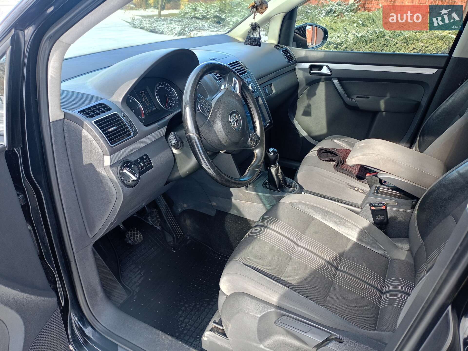 Volkswagen Touran 2013 VIN WVGZZZ1TZDW067616 фото оголошення 5 з 25