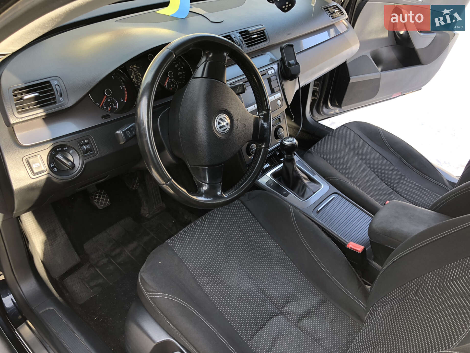 Volkswagen Passat 2009 VIN WVWZZZ3CZ9E125864 фото оголошення 2 з 7