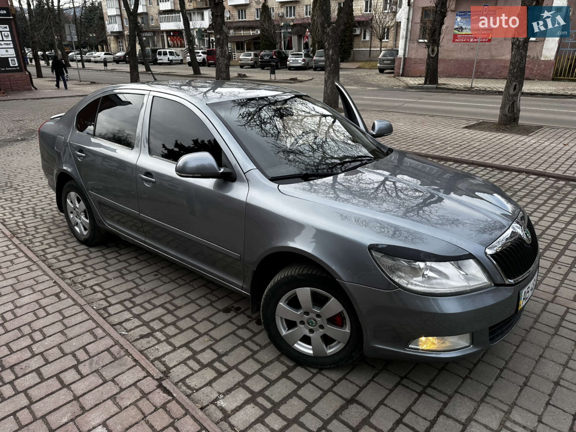 Skoda Octavia 2011 VIN TMBBK41Z2CB152393 фото оголошення 8 з 16