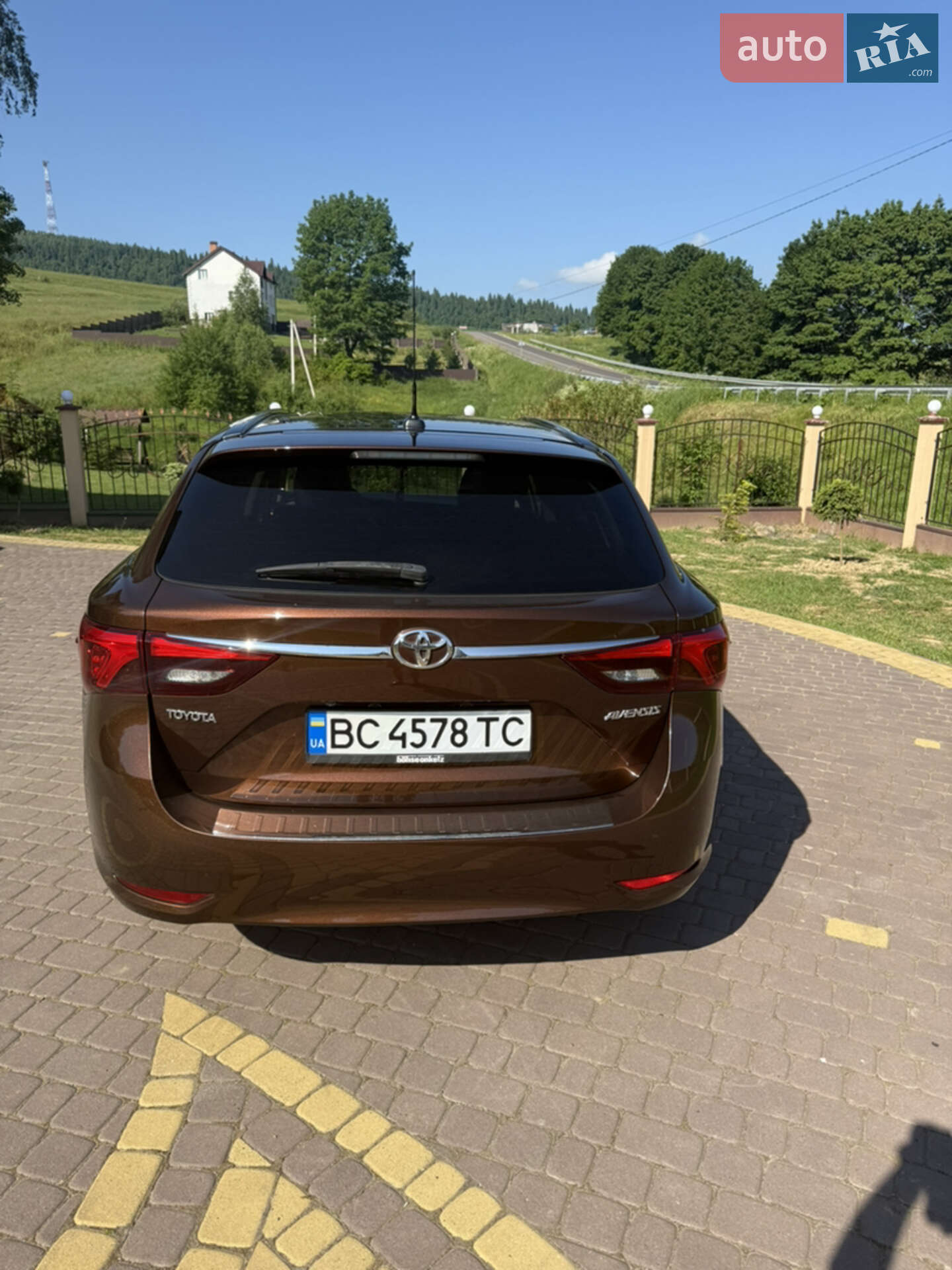 Toyota Avensis 2015 VIN SB1EG76L80E115349 фото оголошення 4 з 11