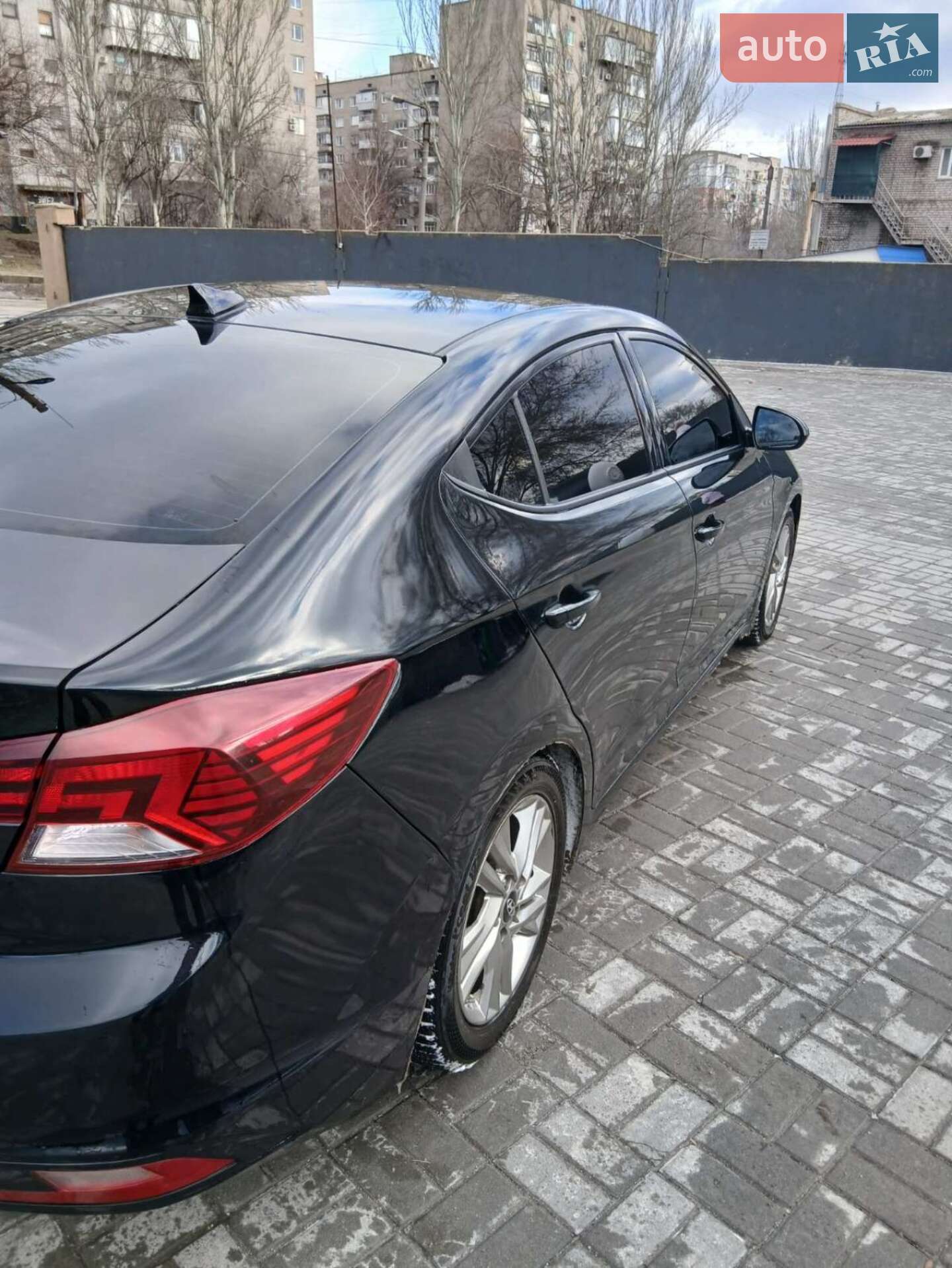 Hyundai Elantra 2019 VIN 5NPD84LF7KH481775 фото оголошення 12 з 13