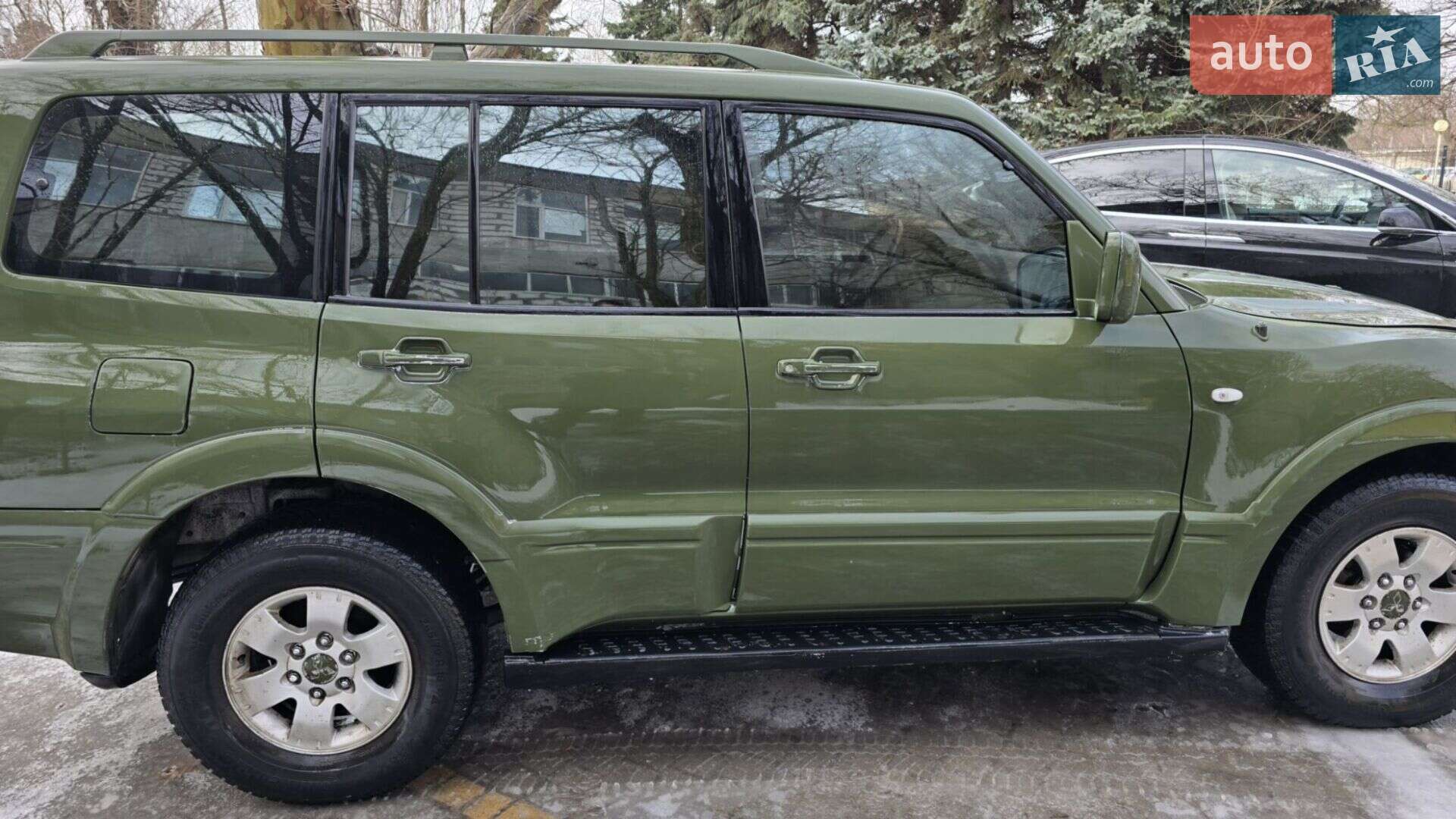 Mitsubishi Pajero 2006 VIN JMYLRV73W6J704229 фото оголошення 2 з 15