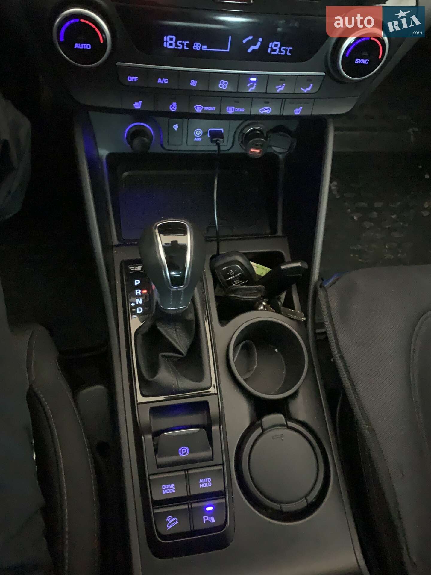 Hyundai Tucson 2019 VIN TMAJ3813DLJ981140 фото оголошення 4 з 7