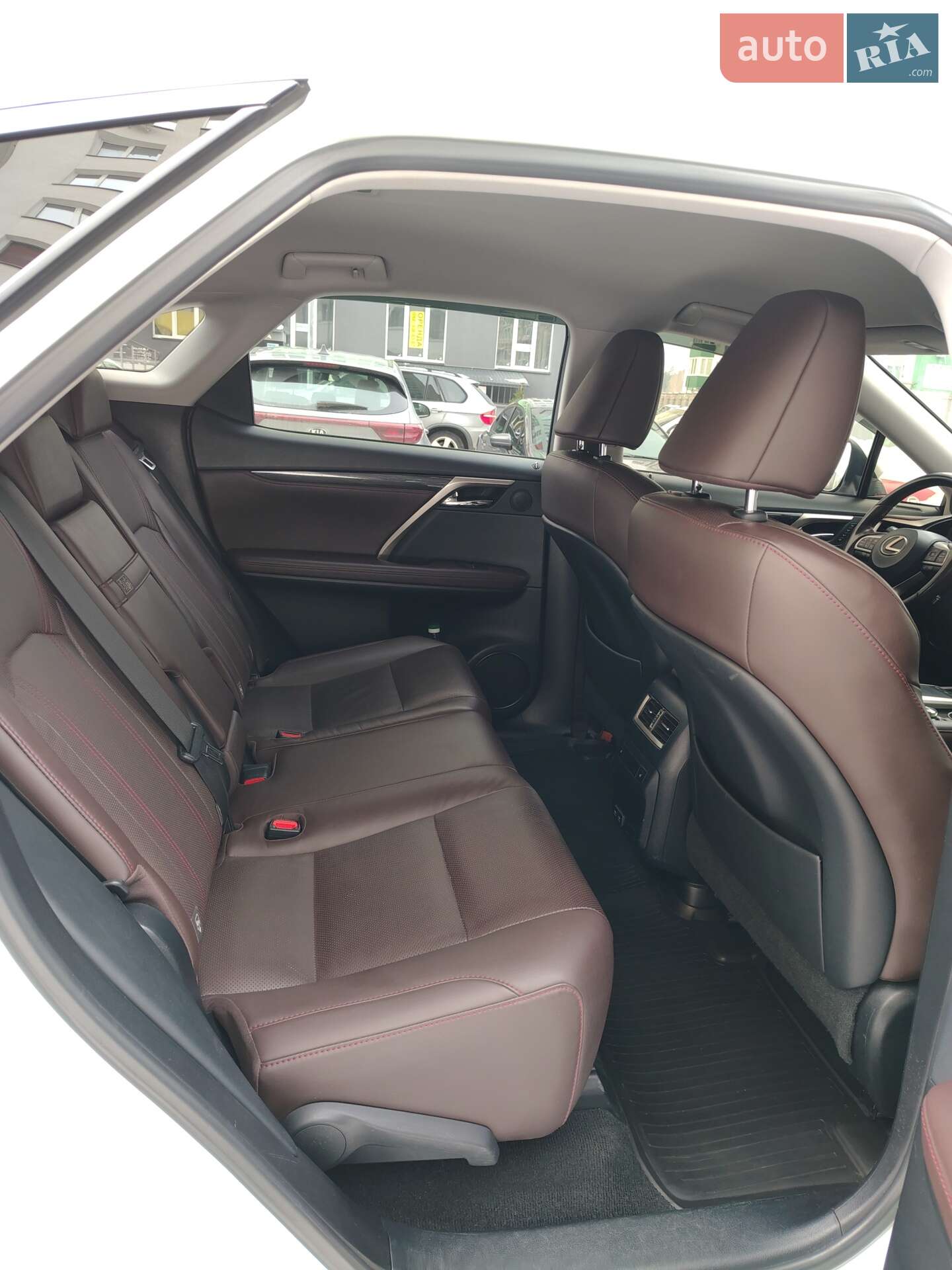 Lexus RX 2019 VIN JTJBAMCA802094339 фото оголошення 12 з 24