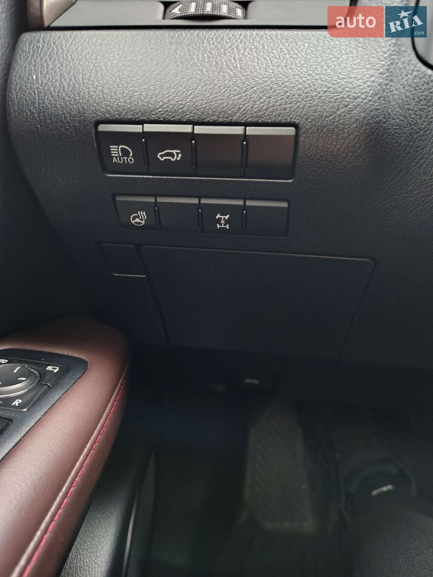 Lexus RX 2019 VIN JTJBAMCA802094339 фото оголошення 18 з 24