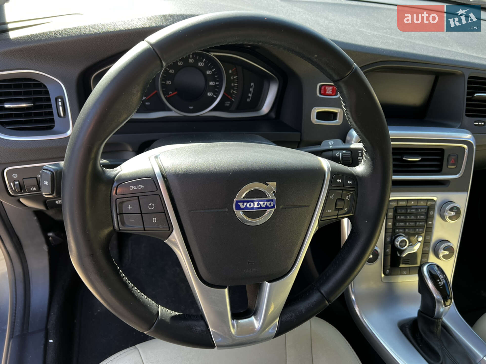 Volvo S60 2016 VIN YV140MTLXH2420843 фото оголошення 21 з 26