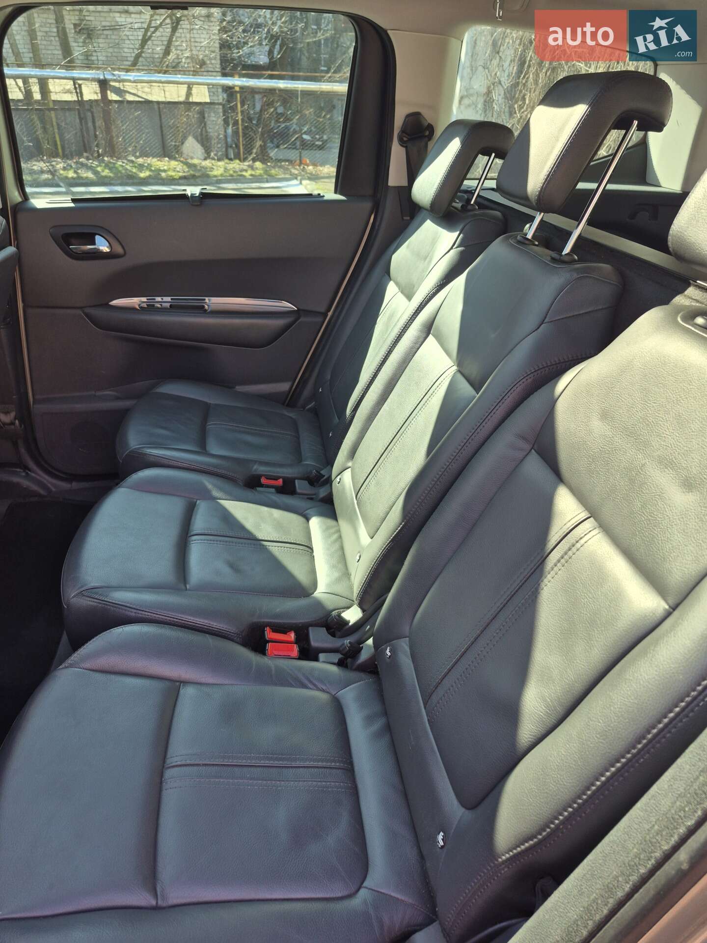 Peugeot 5008 2010 VIN VF30A5FVAAS169085 фото оголошення 21 з 45
