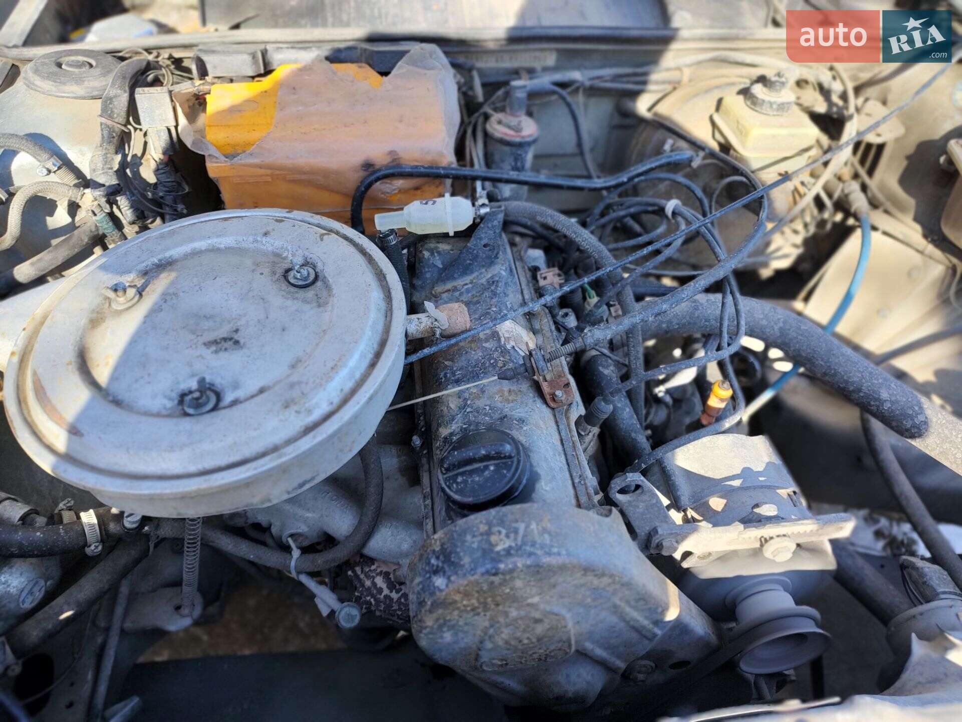 Audi 80 1986 VIN WAUZZZ81ZGA183369 фото оголошення 4 з 6