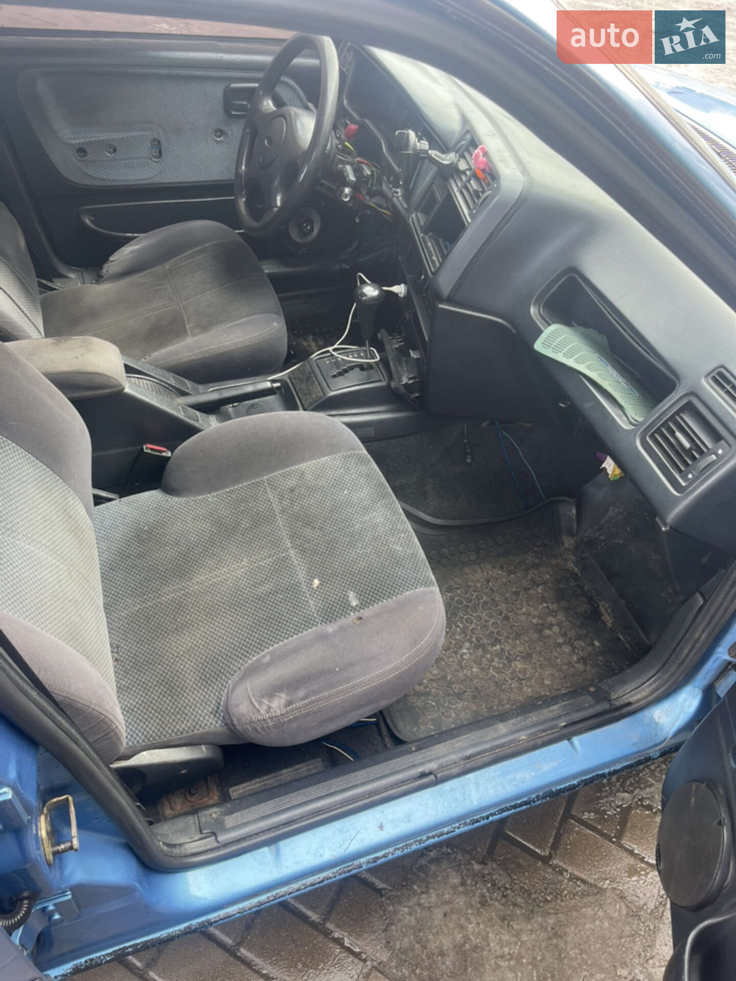 Ford Sierra 1991 VIN WF0FXXGBBEJL48979 фото оголошення 3 з 17