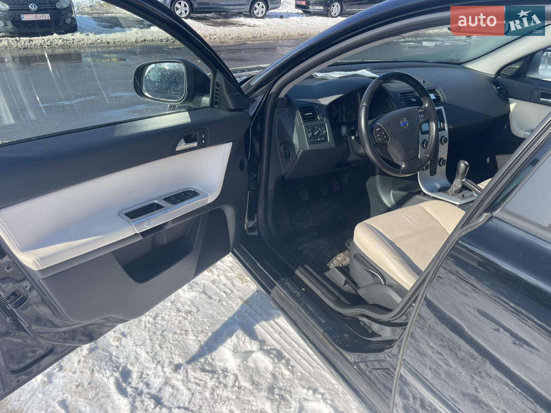 Volvo S40 2012 VIN YV1MS84F1C2572018 фото оголошення 6 з 13