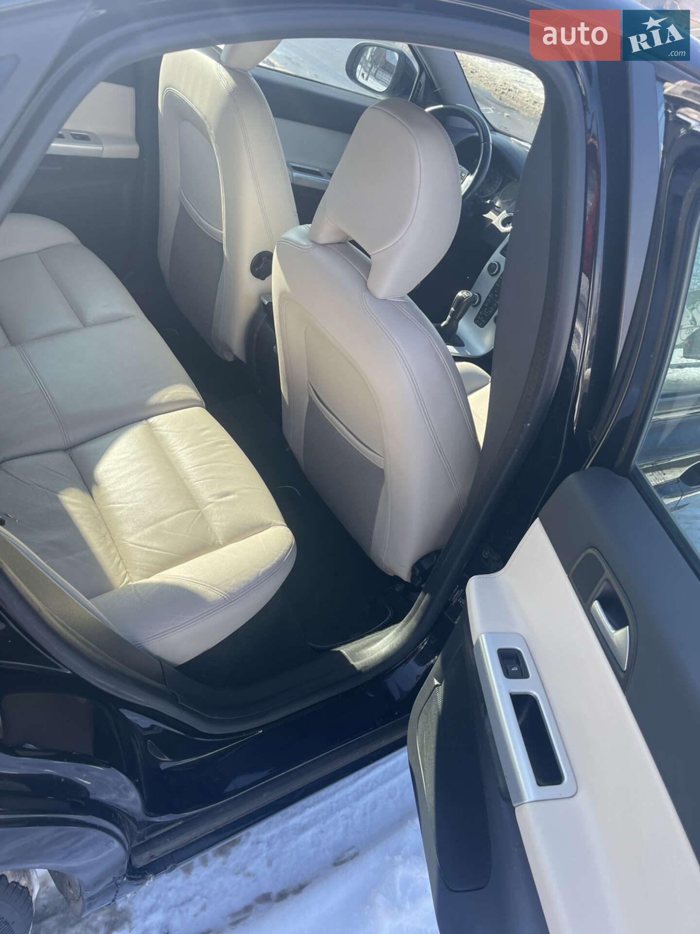 Volvo S40 2012 VIN YV1MS84F1C2572018 фото оголошення 8 з 13