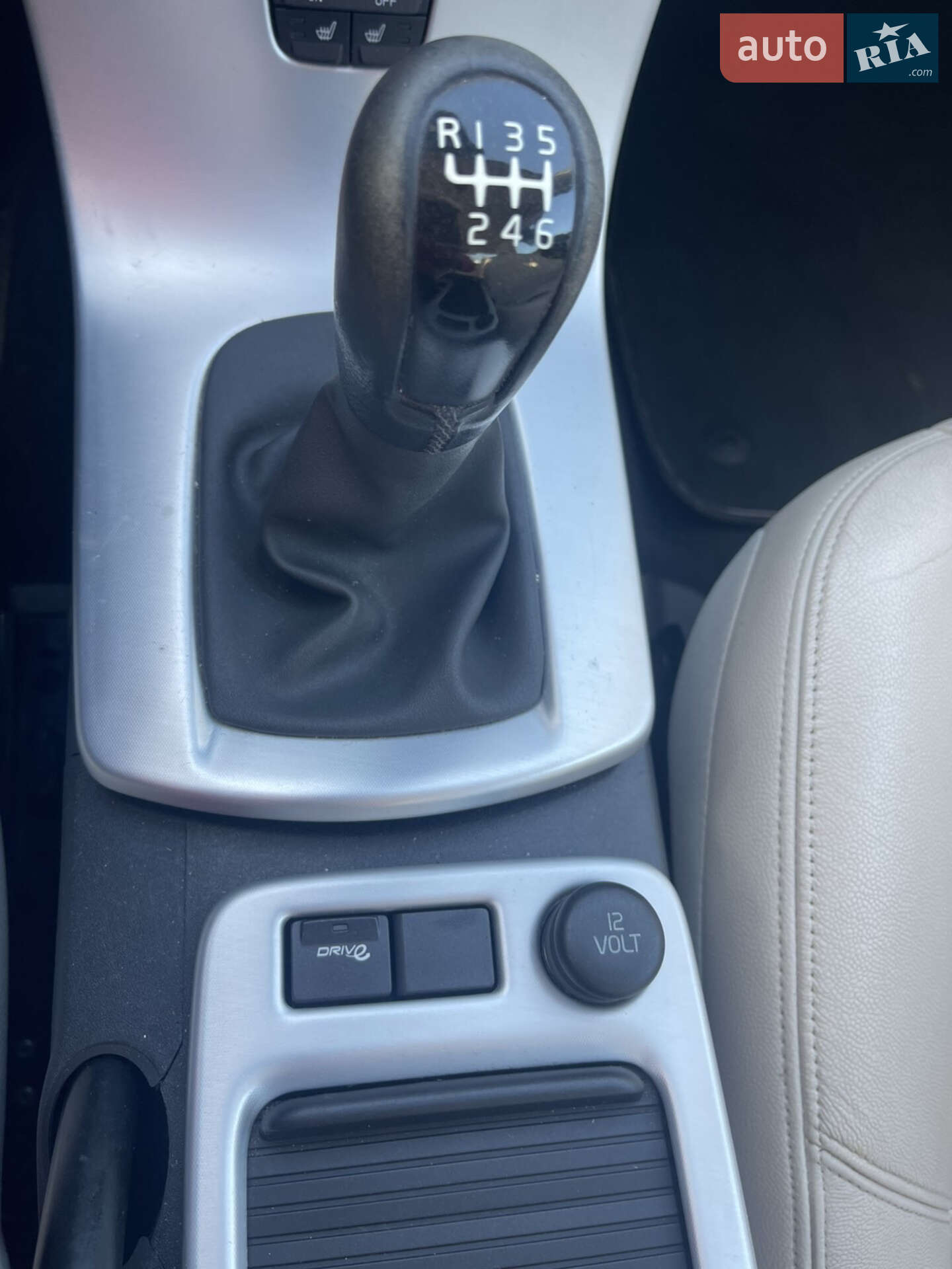 Volvo S40 2012 VIN YV1MS84F1C2572018 фото оголошення 11 з 13