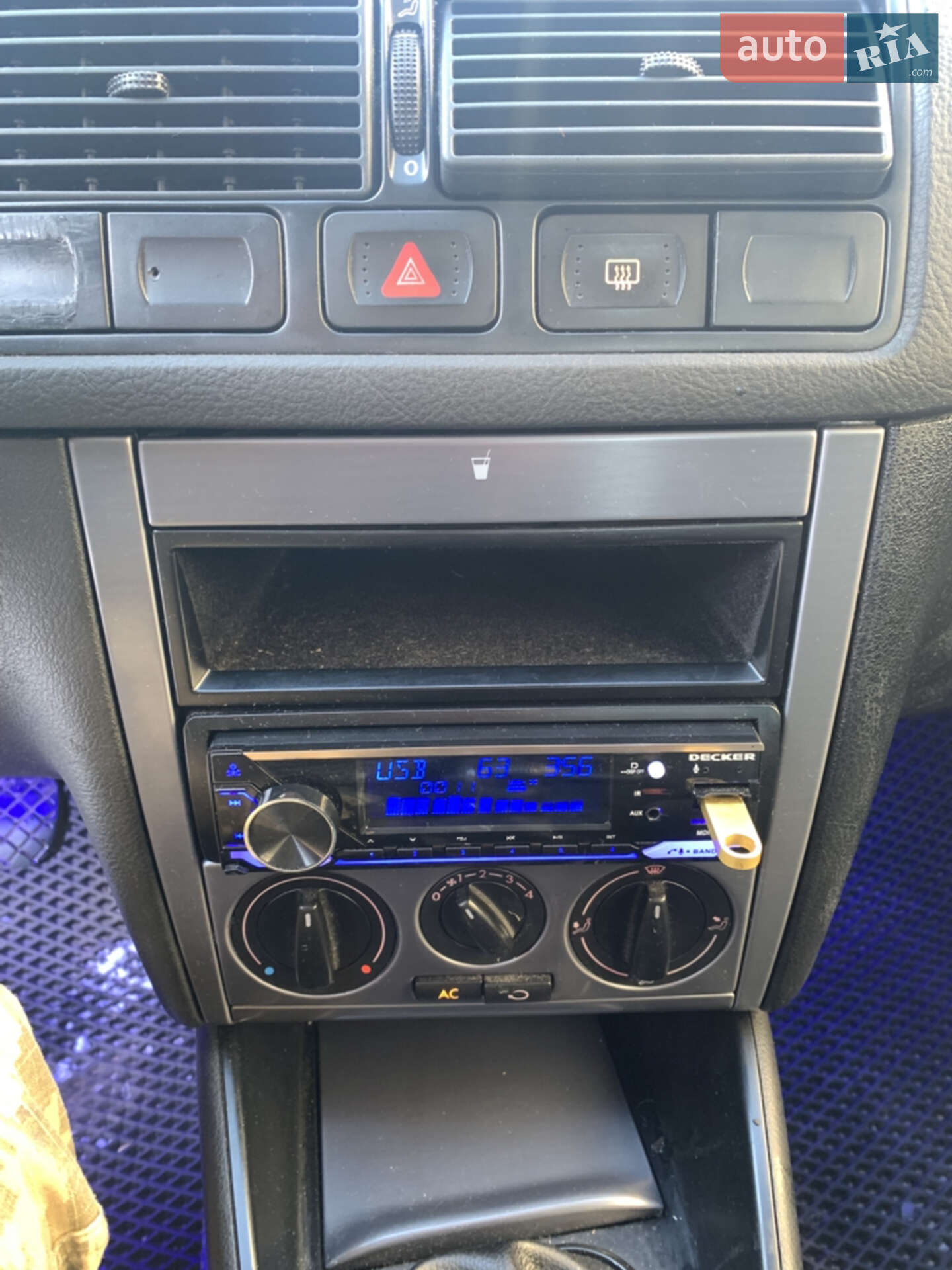 Volkswagen Golf 2003 VIN WVWZZZ1JZ3B186463 фото оголошення 5 з 11
