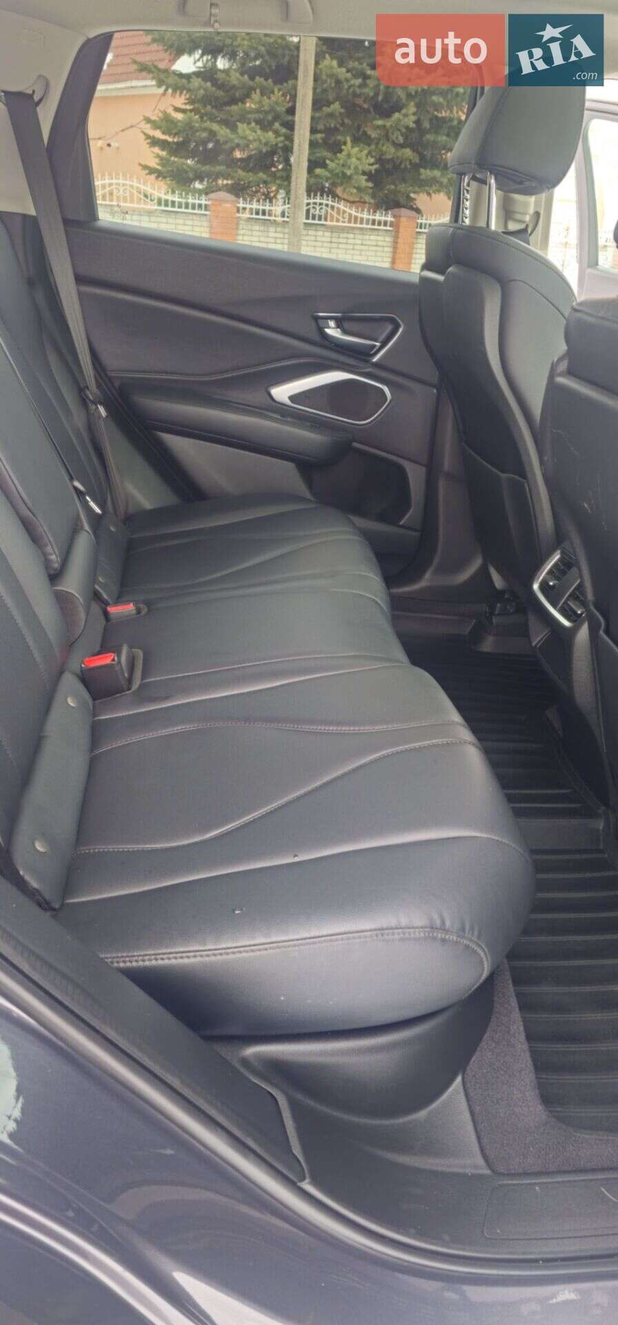 Acura RDX 2019 VIN 5J8TC1H31LL010856 фото оголошення 8 з 55