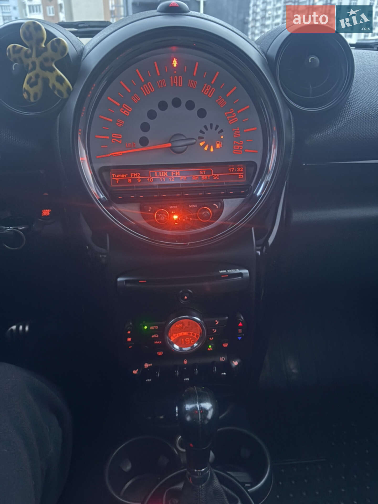 MINI Countryman 2014 VIN WMWZC5C58EWP37578 фото оголошення 31 з 57