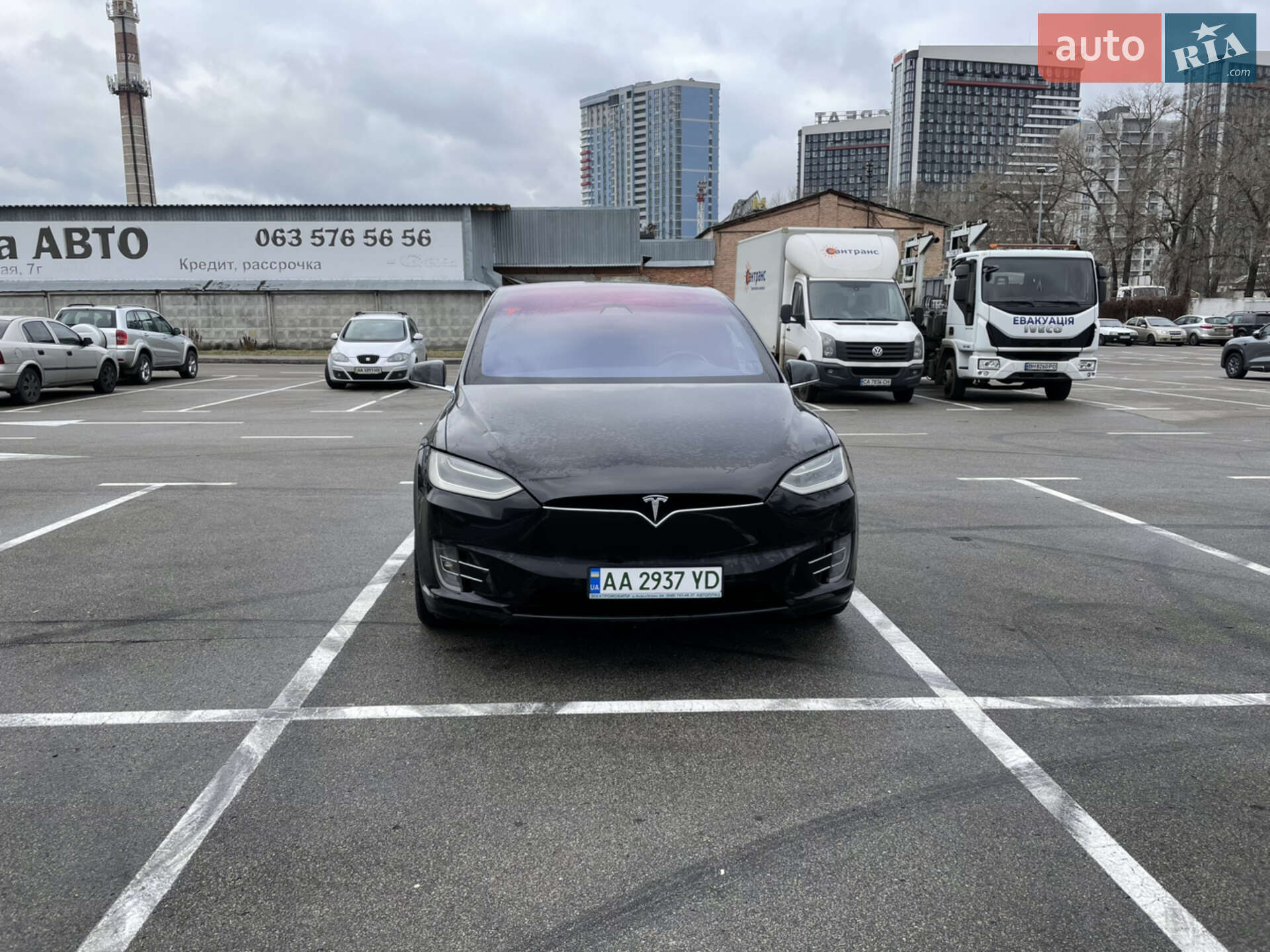 Tesla Model X 2017 VIN 5YJXCBE21HF054898 фото оголошення 11 з 28