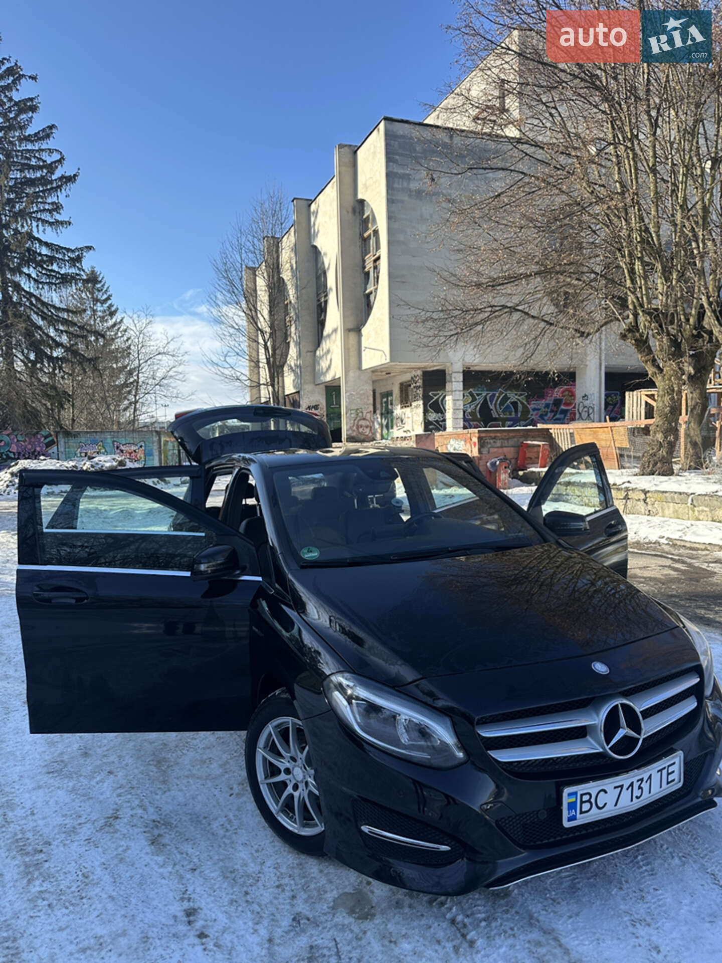 Mercedes-Benz B-Class 2015 VIN WDD2462121J325935 фото оголошення 2 з 27