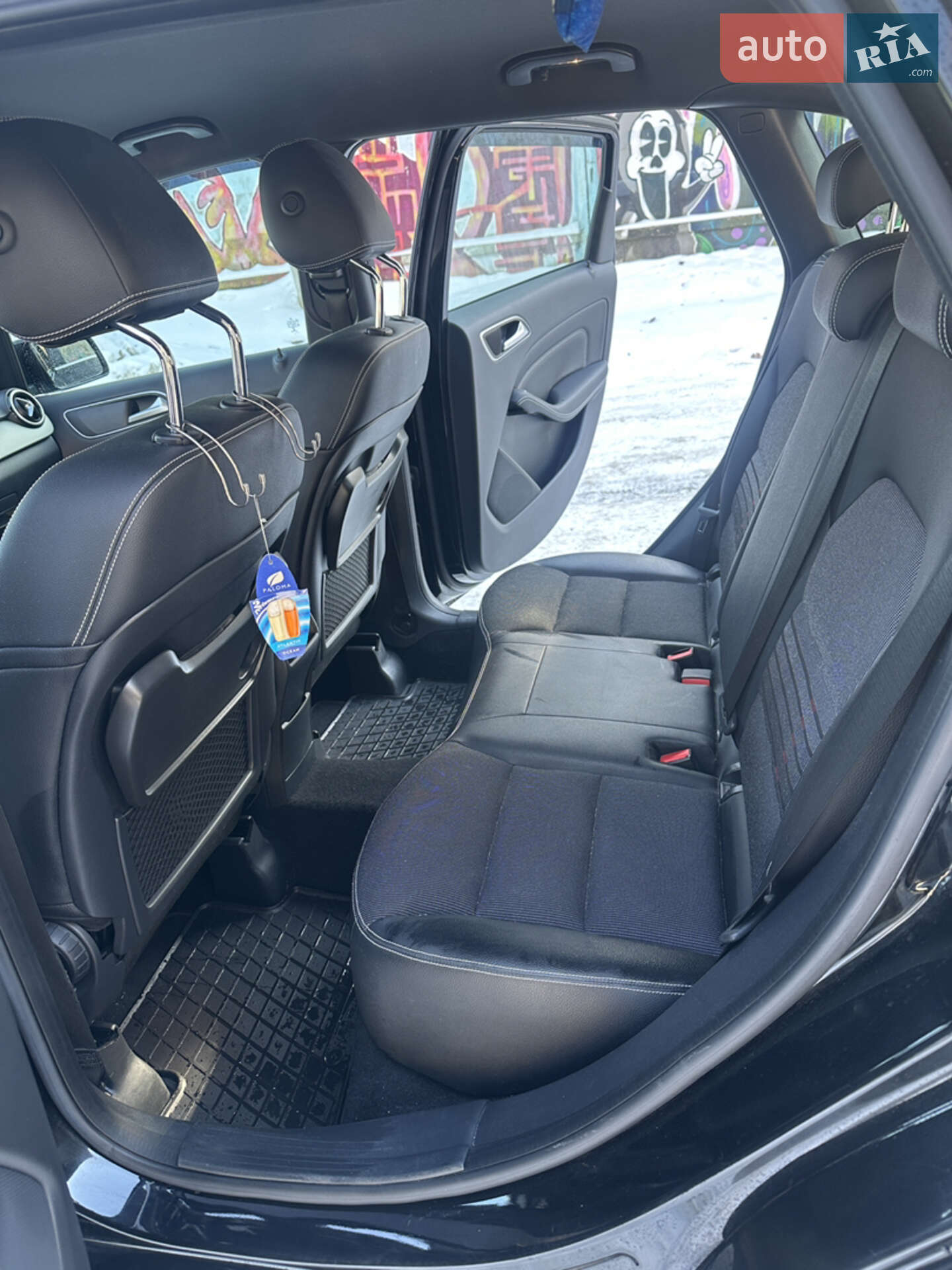 Mercedes-Benz B-Class 2015 VIN WDD2462121J325935 фото оголошення 15 з 27