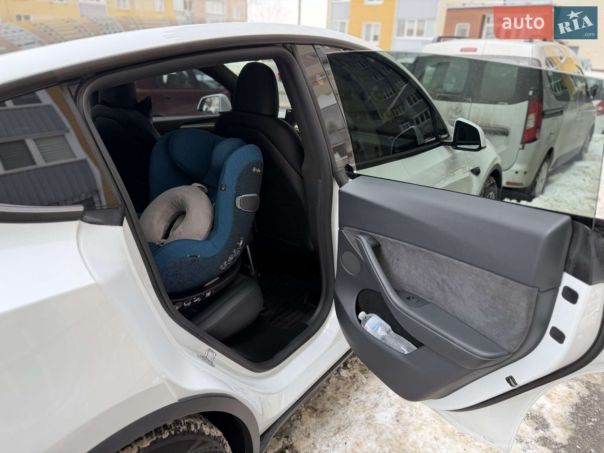 Tesla Model Y 2024 VIN 7SAYGDEE4RA304716 фото оголошення 29 з 42