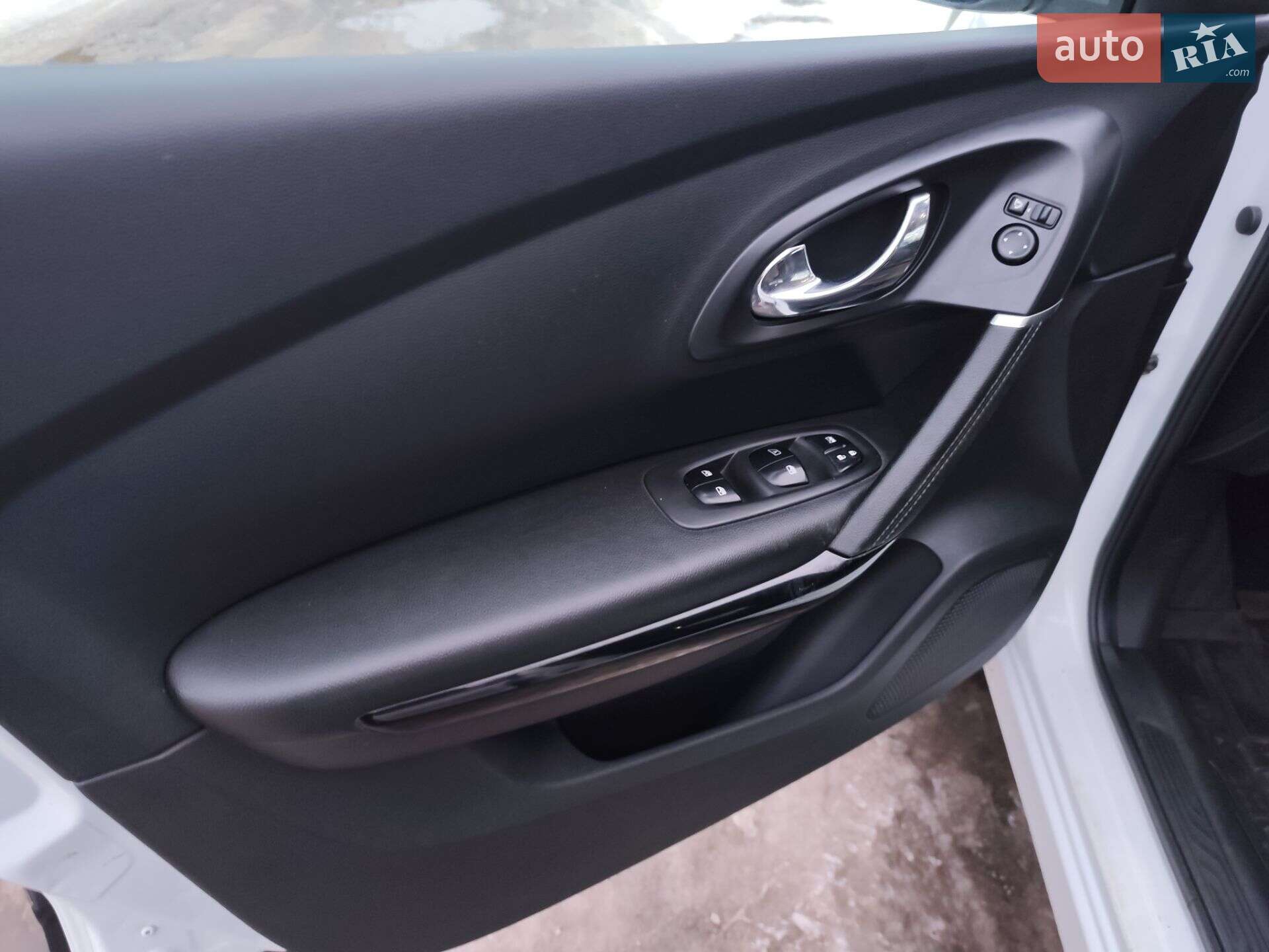 Renault Kadjar 2016 VIN VF1RFE00454861120 фото оголошення 10 з 17