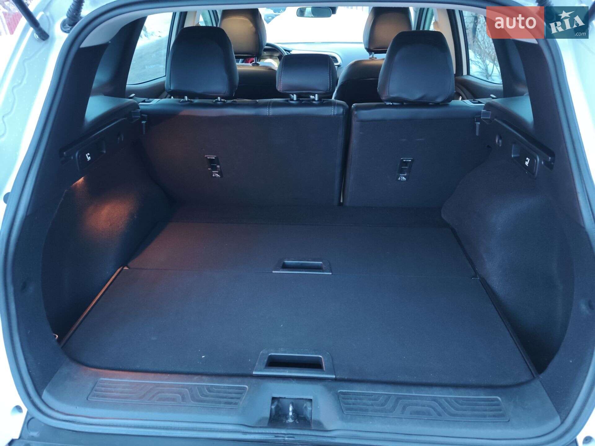 Renault Kadjar 2016 VIN VF1RFE00454861120 фото оголошення 14 з 17