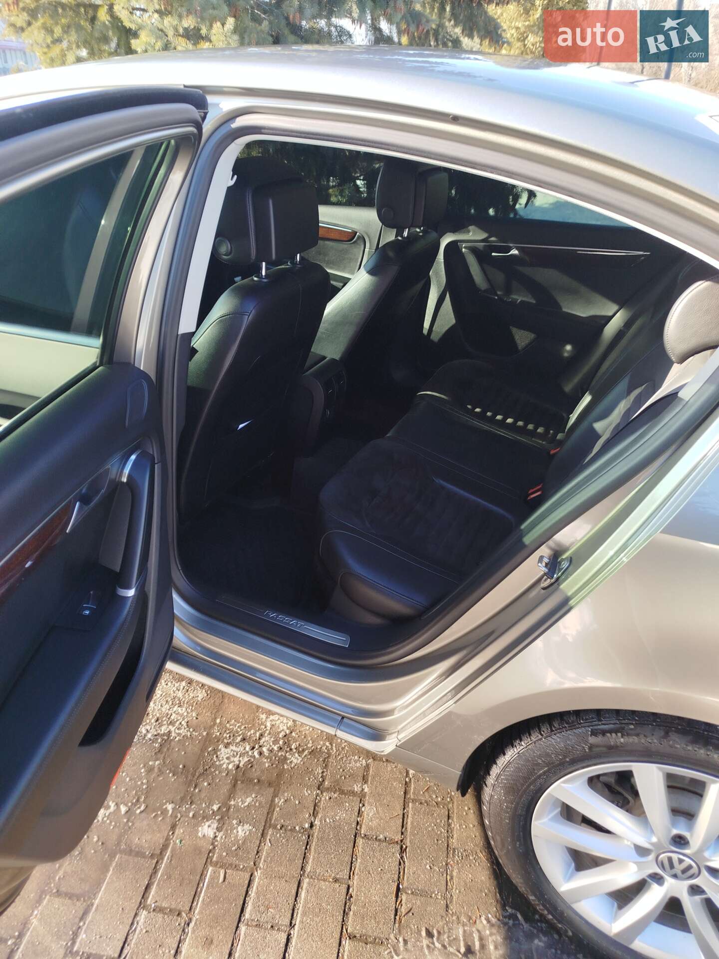 Volkswagen Passat 2013 VIN WVWZZZ3CZEP002392 фото оголошення 16 з 30