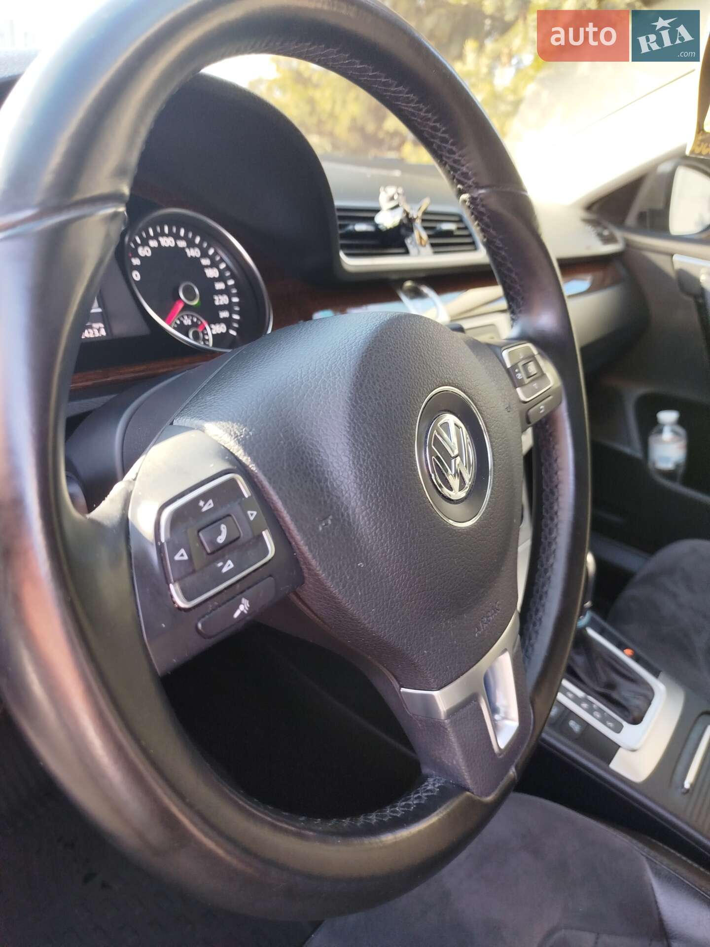 Volkswagen Passat 2013 VIN WVWZZZ3CZEP002392 фото оголошення 22 з 30