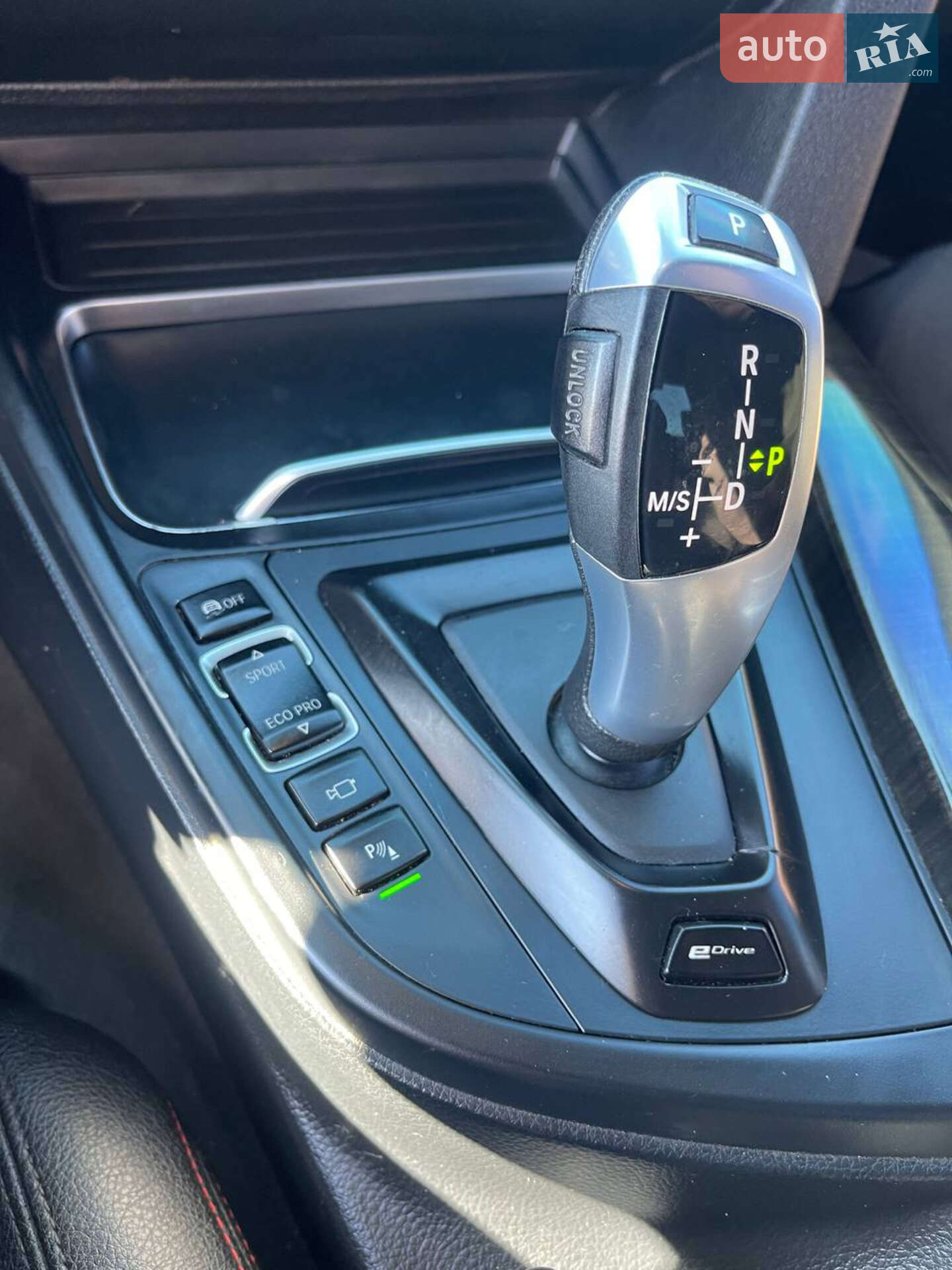 BMW 3 Series 2017 VIN WBA8E1C34HA159154 фото оголошення 13 з 29