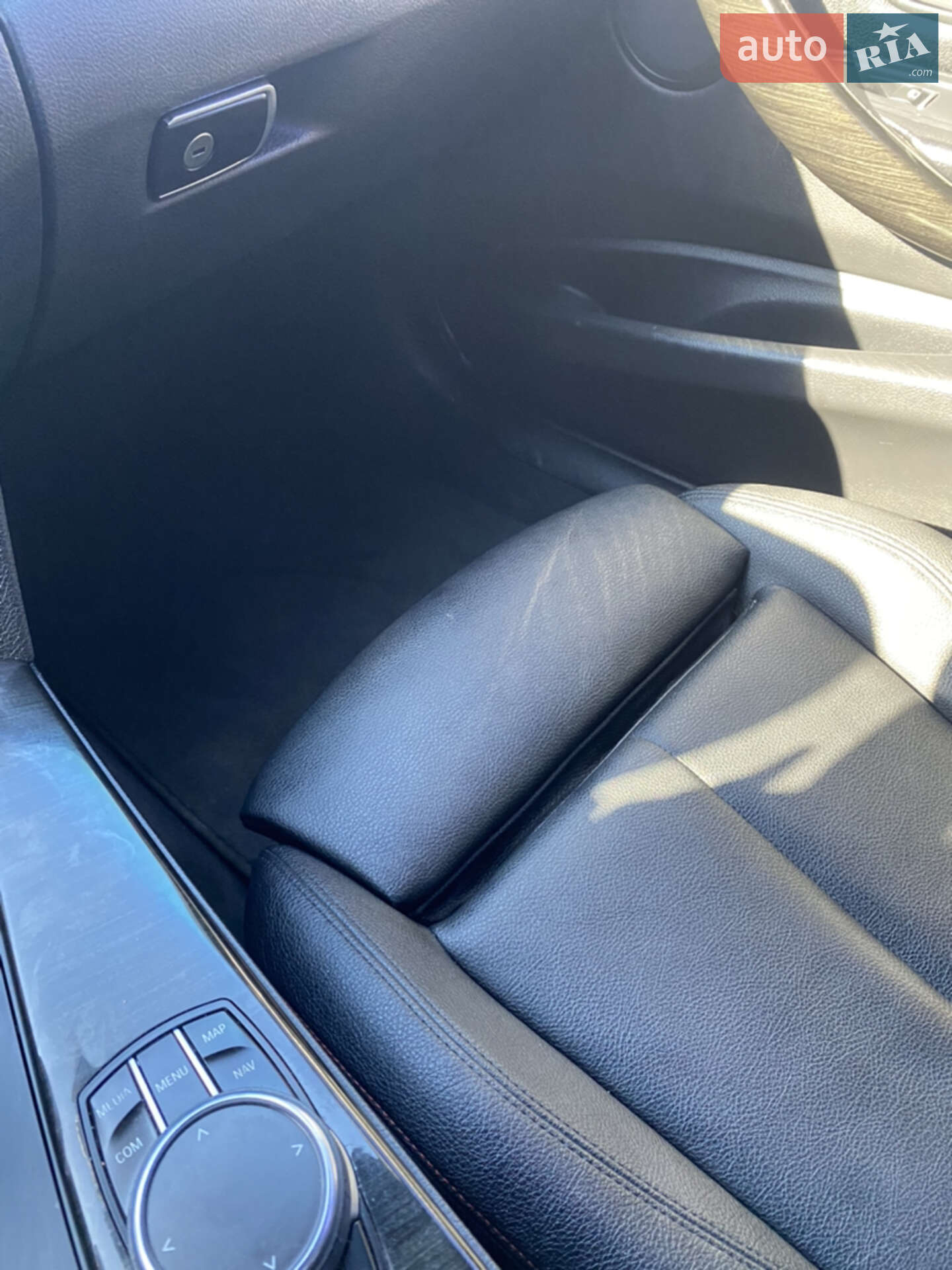 BMW 3 Series 2017 VIN WBA8E1C34HA159154 фото оголошення 15 з 29