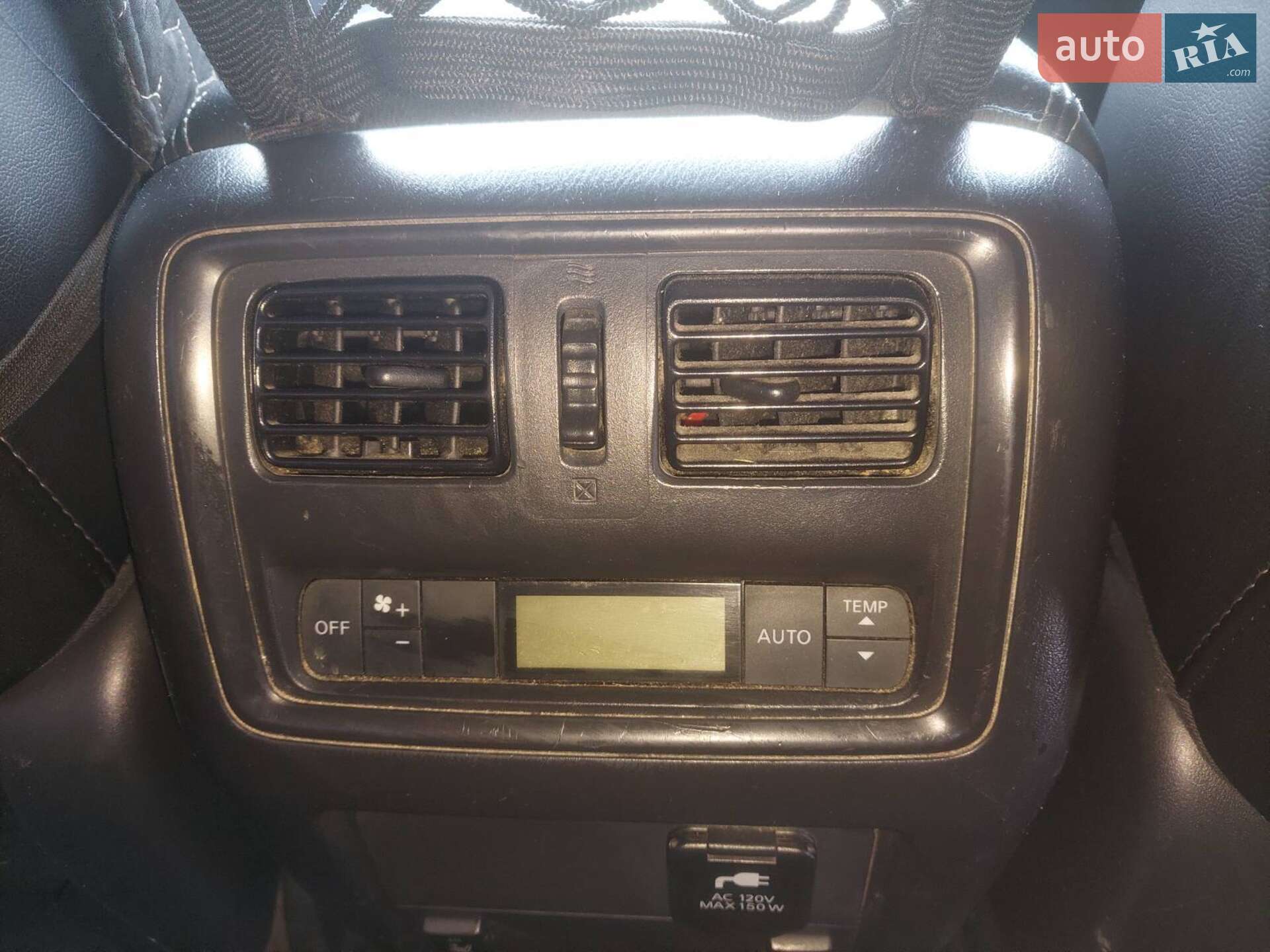 Nissan Pathfinder 2015 VIN 5N1AR2MM3FC682880 фото оголошення 8 з 10