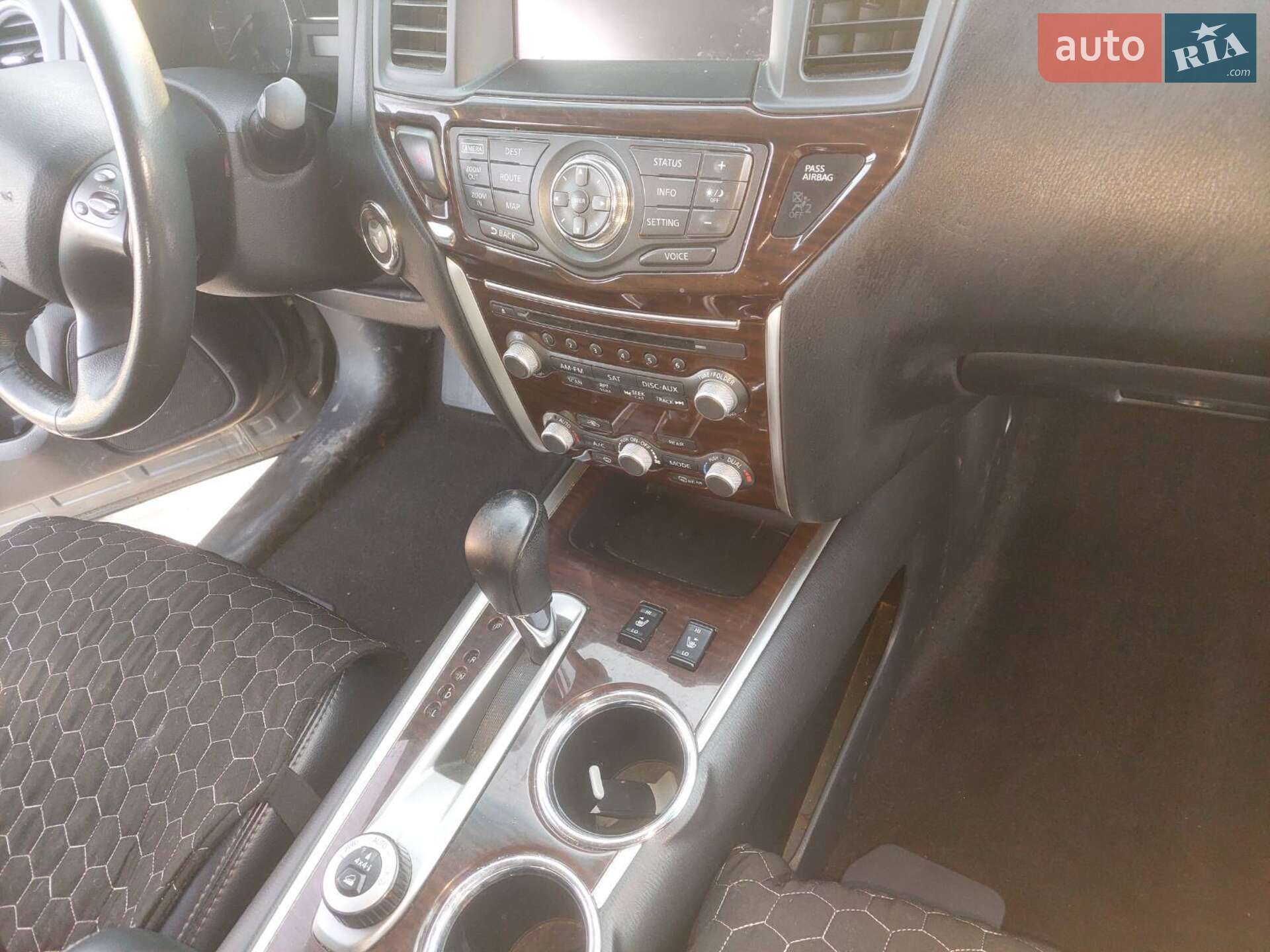 Nissan Pathfinder 2015 VIN 5N1AR2MM3FC682880 фото оголошення 9 з 10