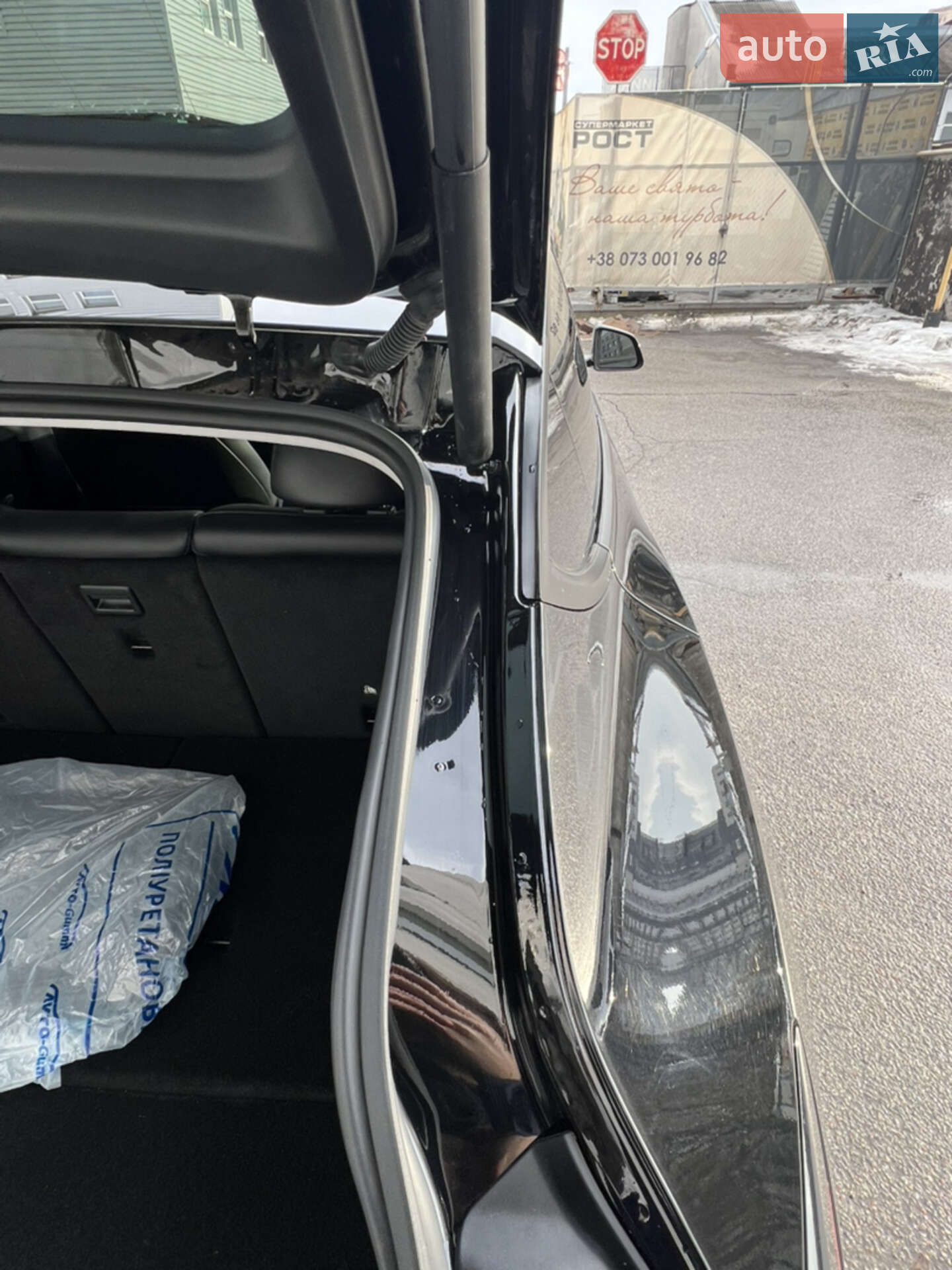 Tesla Model Y 2024 VIN 7SAYGAEE1SF217895 фото оголошення 23 з 24