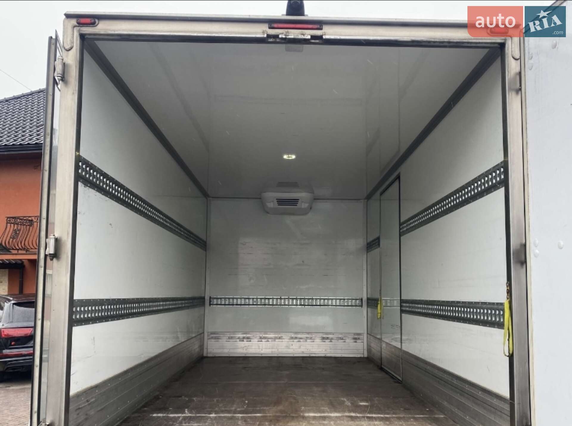 Volkswagen Crafter 2021 VIN WV3ZZZSZZM9035670 фото оголошення 9 з 25